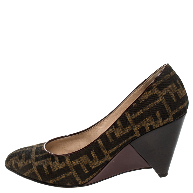 

Fendi Brown Tobacco Zucca Canvas Wedge Pumps Size