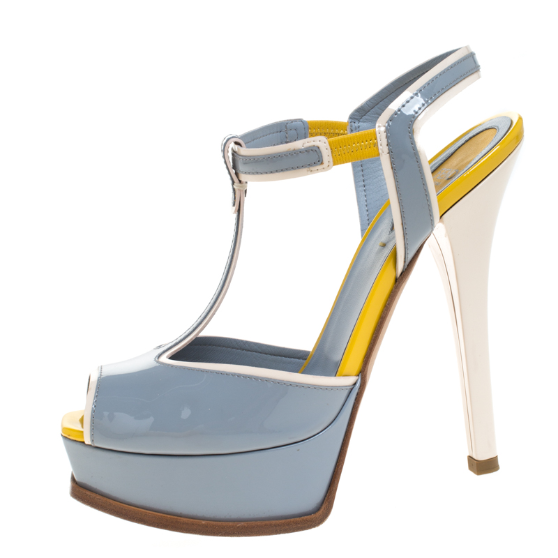 

Fendi Grey/Beige Patent Leather T Strap Platform Sandals Size