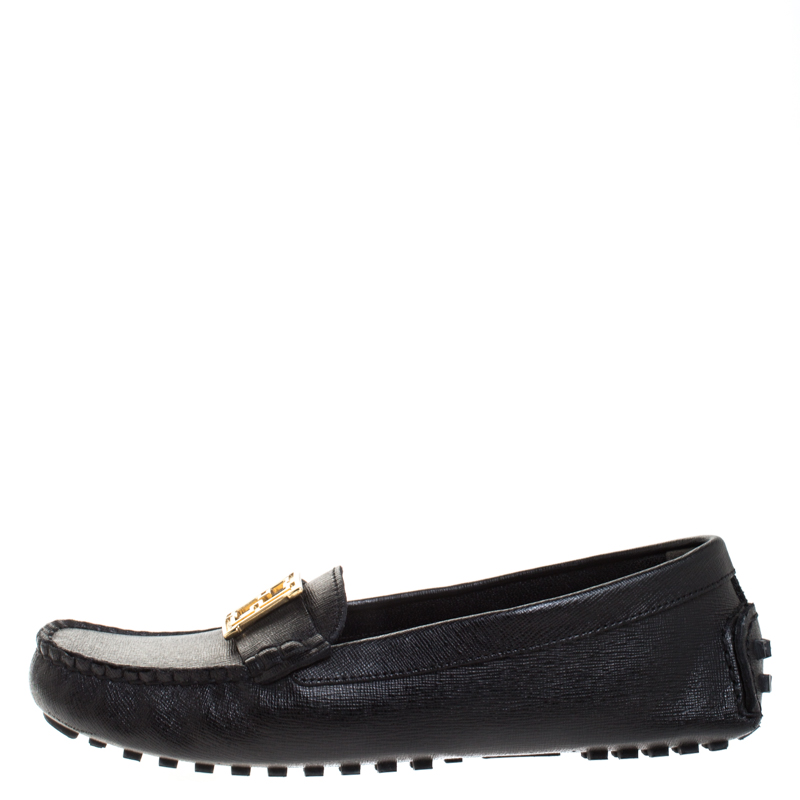 

Fendi Black Saffiano Leather Logo Loafers Size