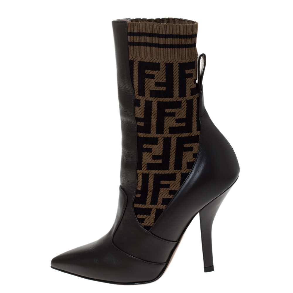 

Fendi Brown Leather and Fabric Pointed Toe Ankle Boots Size