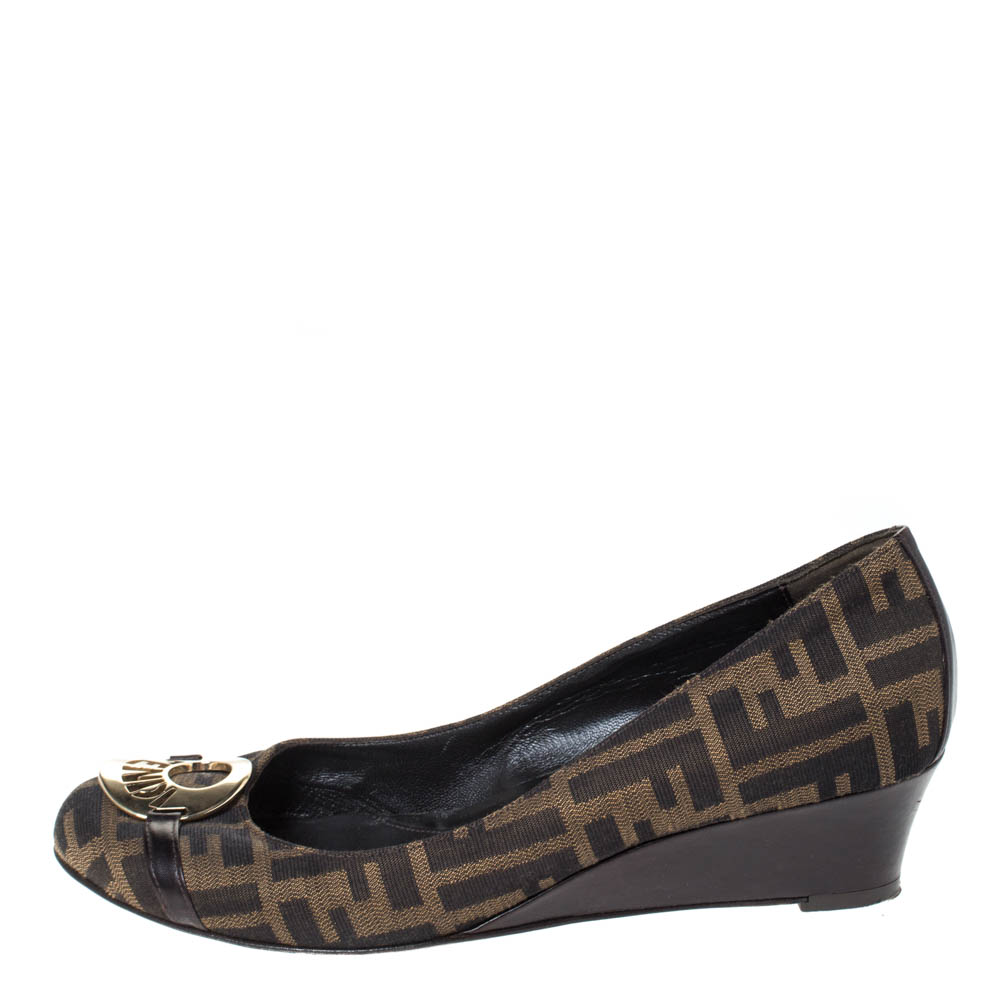 

Fendi Brown Zucca Canvas Wedge Pumps Size