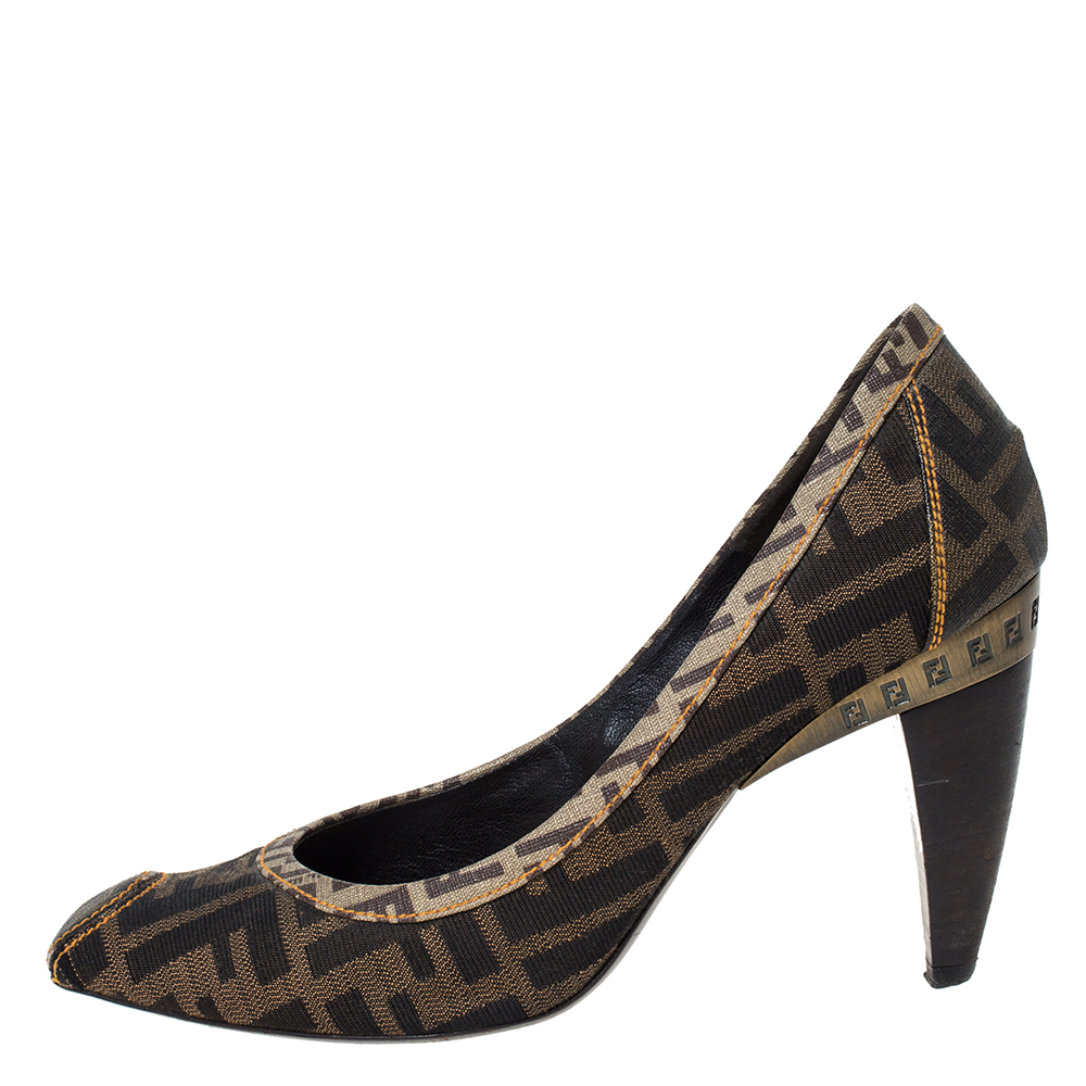 

Fendi Brown Zucca Canvas Square Toe Pumps Size