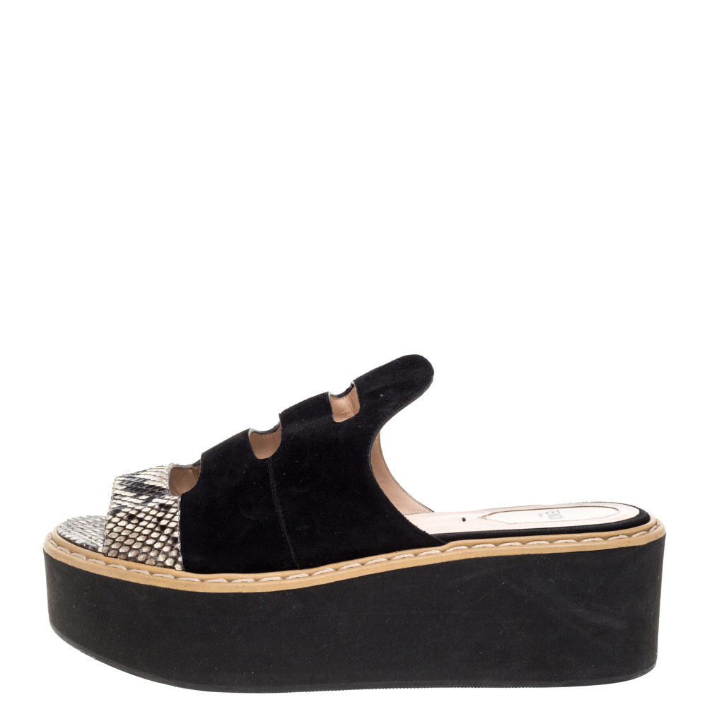

Fendi Black Suede And Beige Python Leather Cut Out Platform Flat Slides Size
