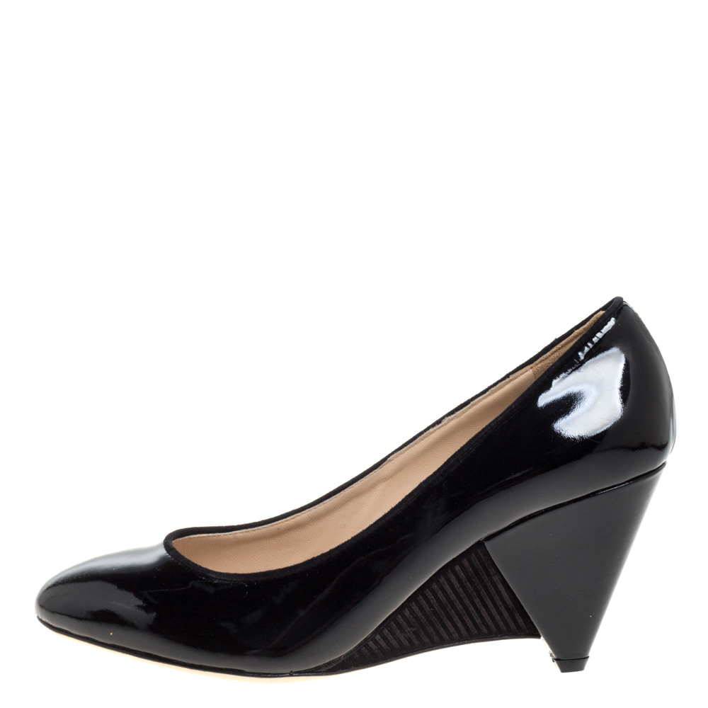 

Fendi Black Patent Leather Wedge Pumps Size