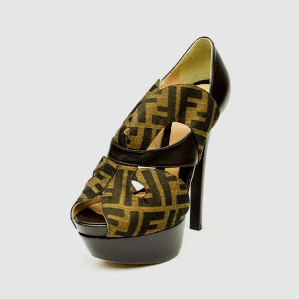 مملوكة مسبقًا Fendi Zucca 'Liberty' Peep Toe Platform Pumps Size 37