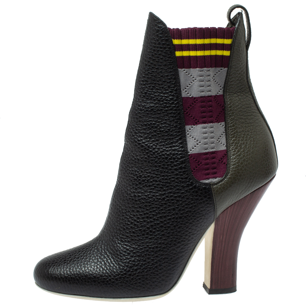 

Fendi Multi Color Knit And Leather Marie Antoinette Boots Size, Black
