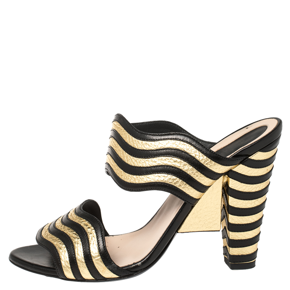 

Fendi Black/Gold Wave Striped Leather Mules Size