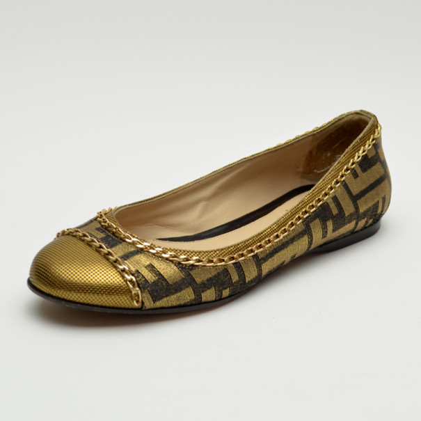 Pre Owned Fendi Gold Zucca Canvas & Chain Link Trim Flats Size 38
