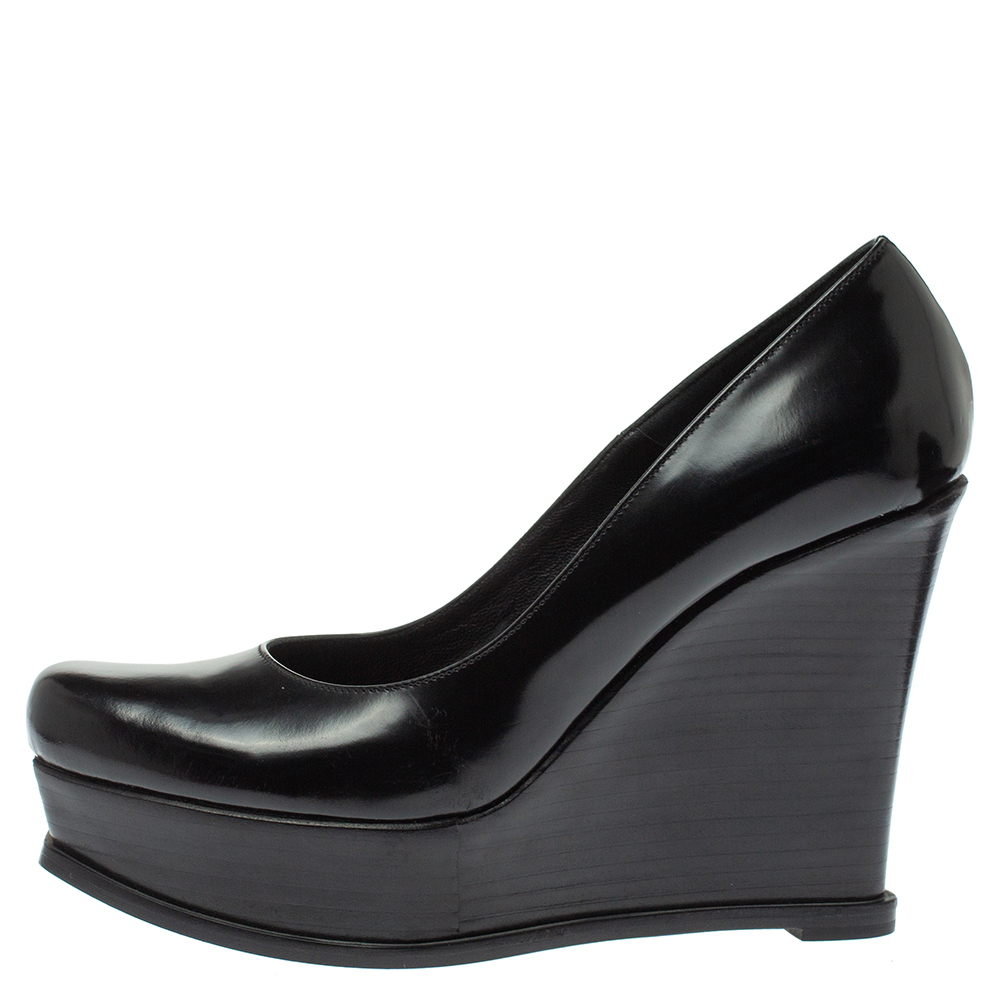 

Fendi Black Leather Fendista Wedge Pumps Size