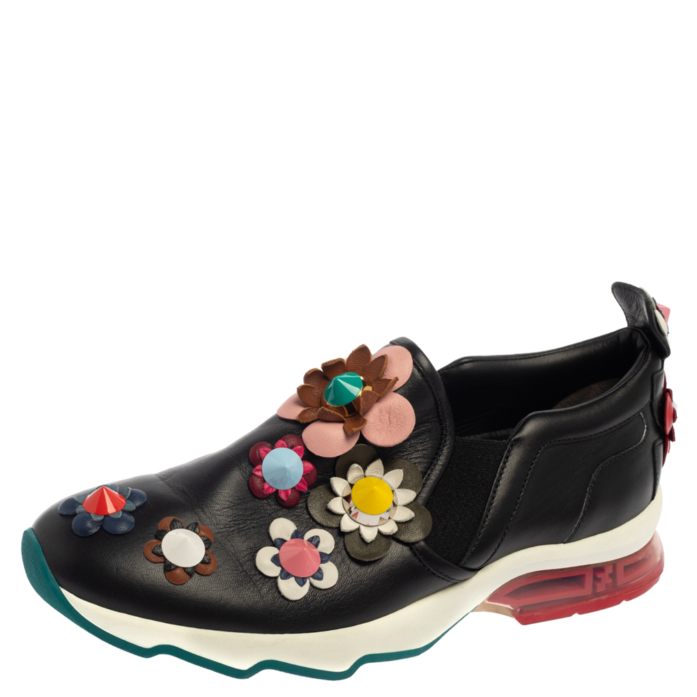 Click to view more detailed imagery on our partner's website Pre-owned Fendi Black Leather Flower-embellished Sneakers Size 38