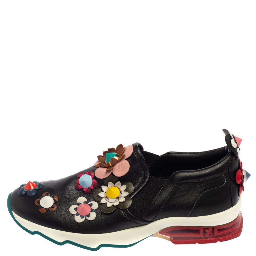 

Fendi Black Leather Flower-Embellished Sneakers Size