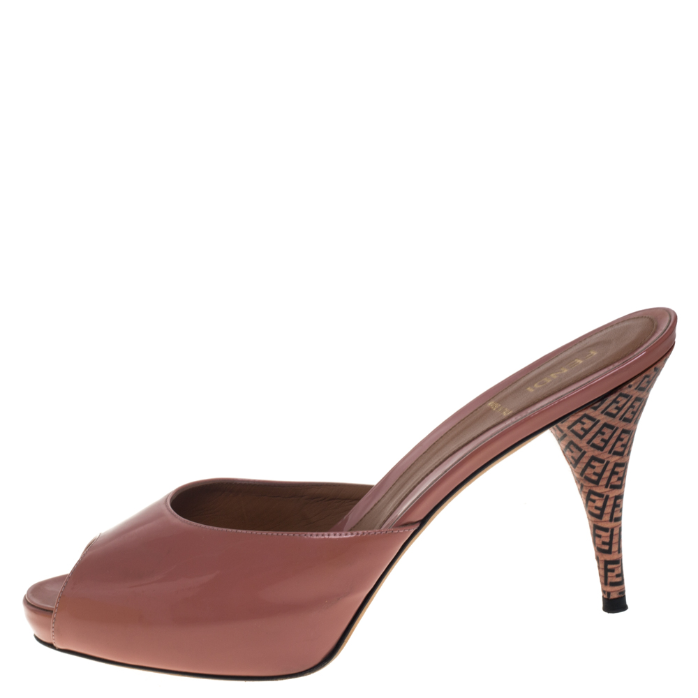 

Fendi Blush Pink Patent Leather FF Superstar Peep Toe Slide Sandals Size