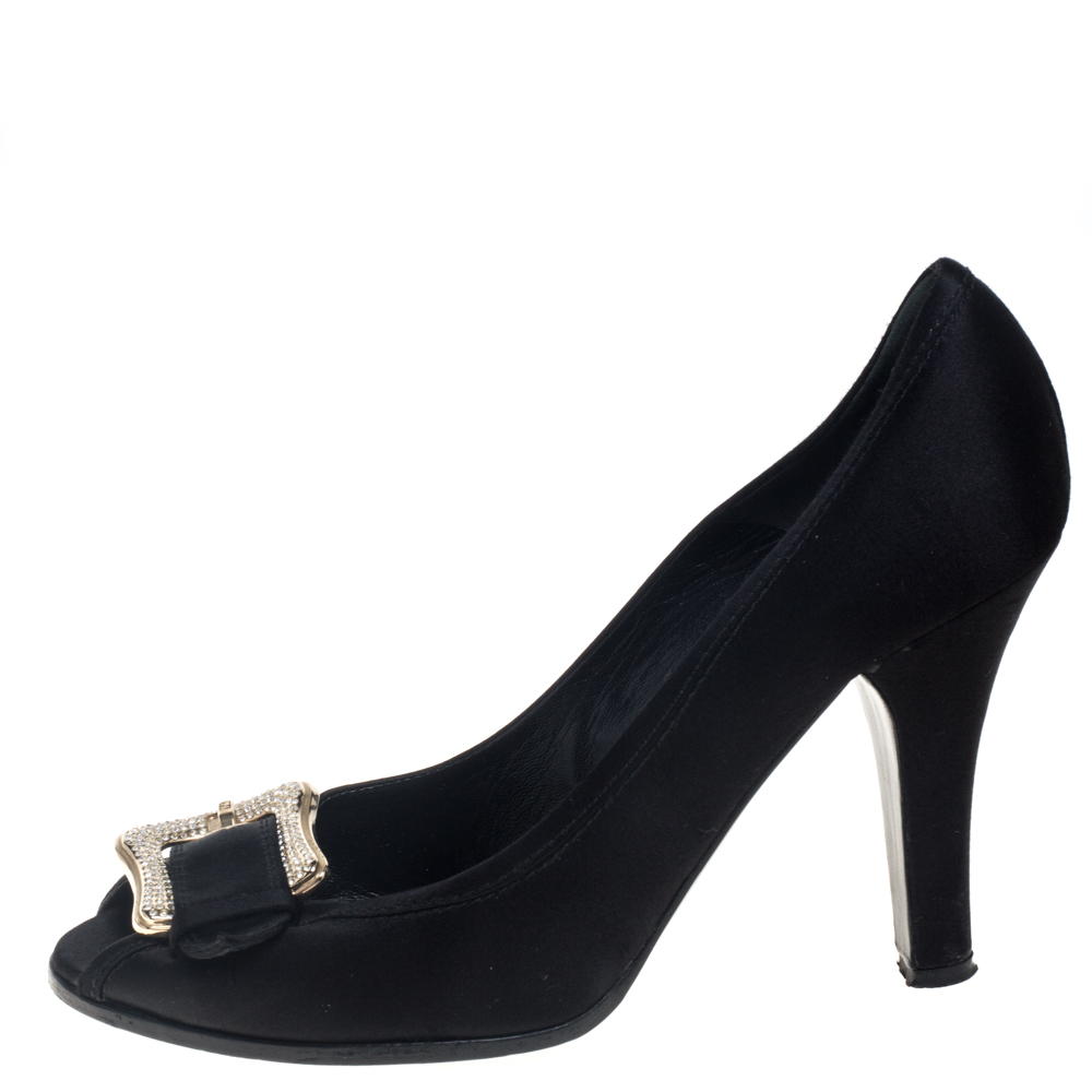 

Fendi Black Satin Crystal Embellished Slip On Pumps Sze