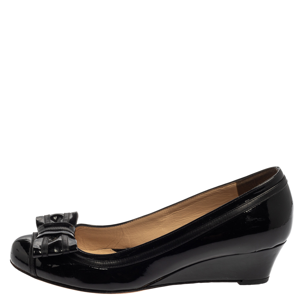 

Fendi Black Patent Leather Bow Detail Wedge Pumps Size