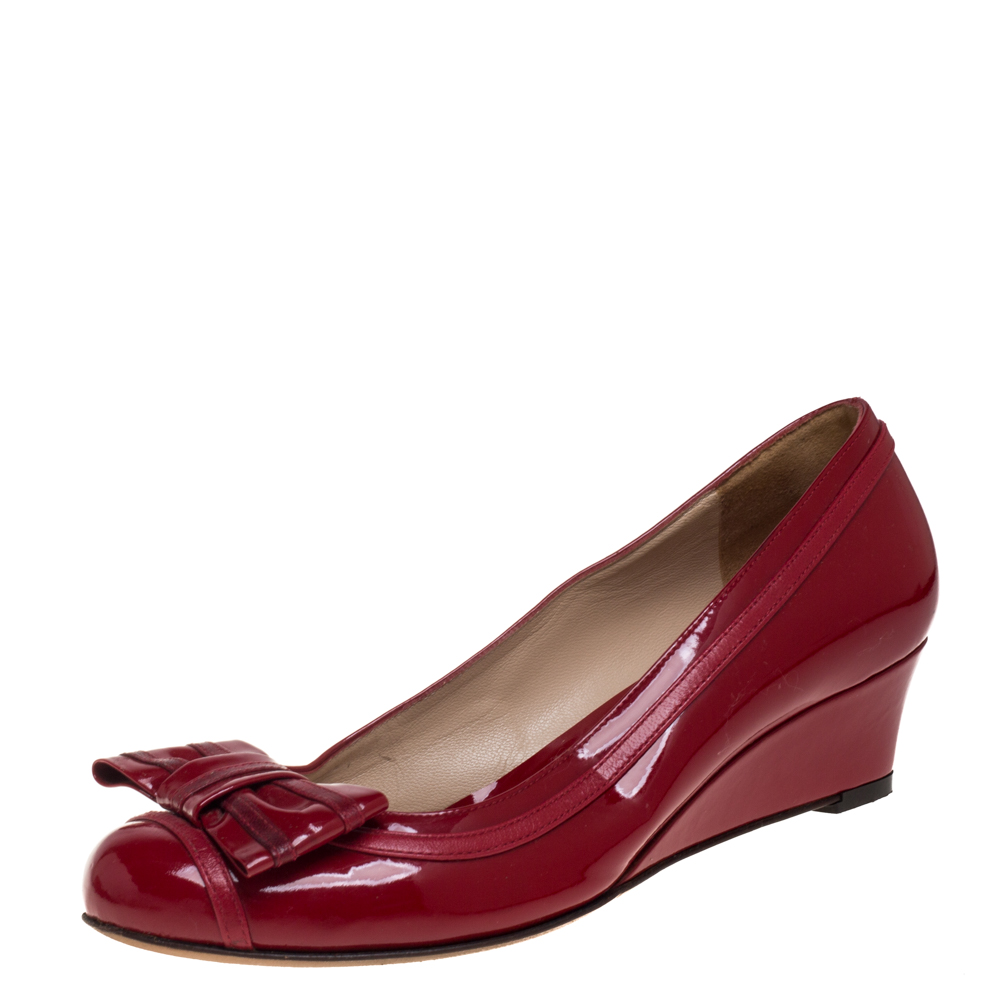 Pre-owned Fendi Red Patent Leather Bow Detail Wedge Pumps Size 37.5