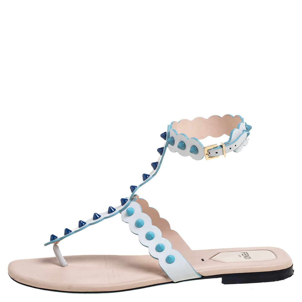 

Fendi White Leather Studded Thong Flat Sandals Size