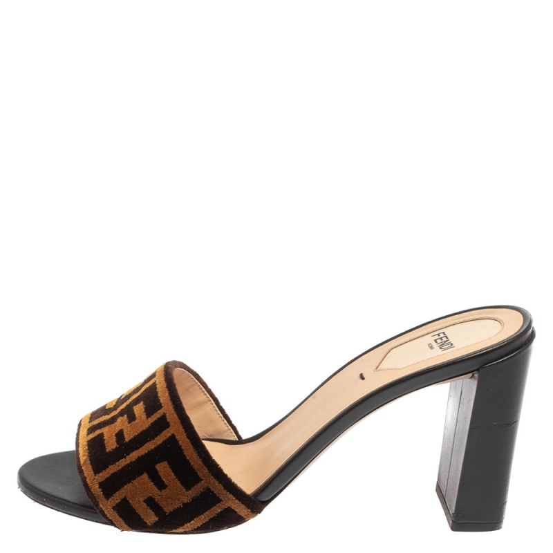 

Fendi Brown/Black FF Logo Velvet Slide Sandals Size