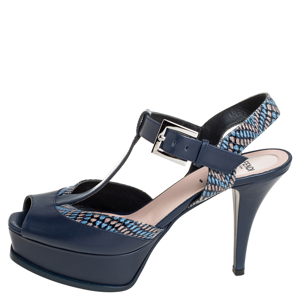

Fendi Blue Snake Embossed And Leather T-Strap Platform Sandals Size