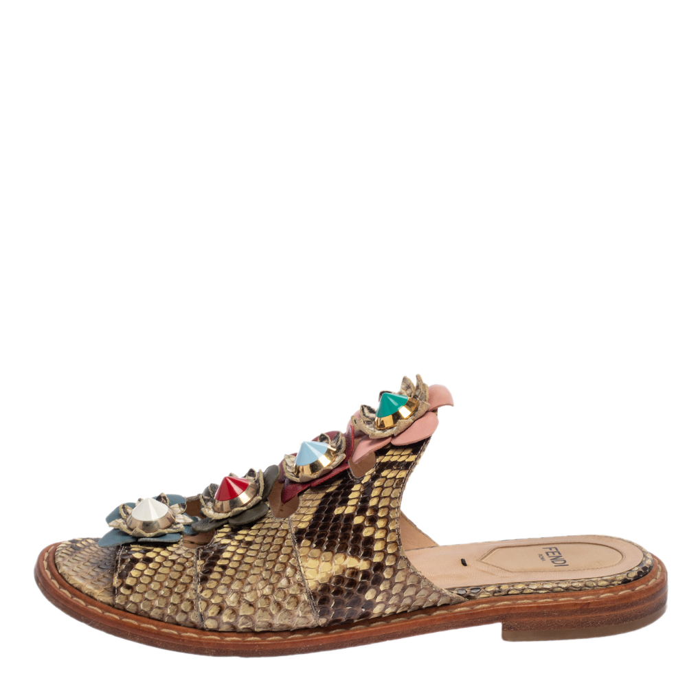 

Fendi Beige/Brown Python Flowerland Slide Flats Size