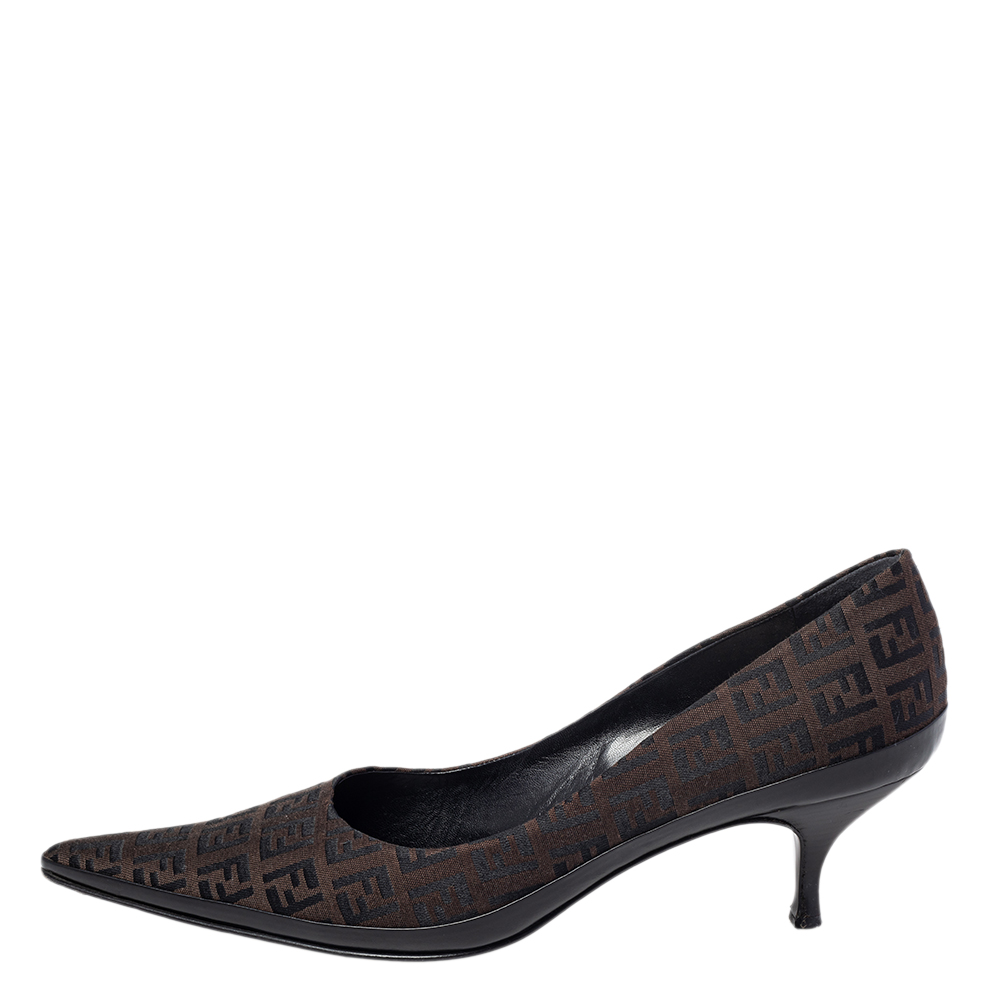 

Fendi Brown/Black Zucca Canvas Slip On Pointed Toe Pumps Size