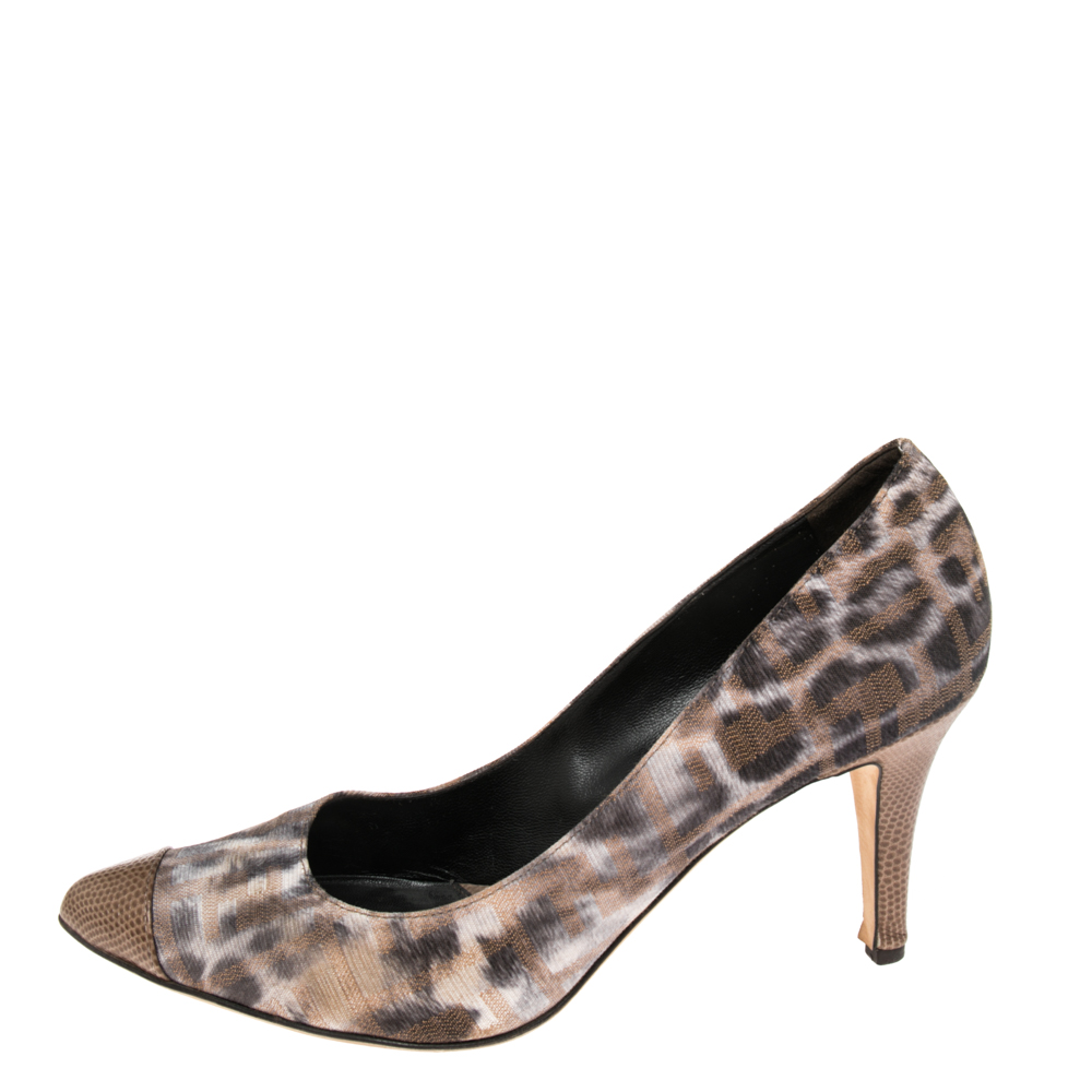 

Fendi Multicolor Zucca Fabric And Leather Cap Toe Pointed Toe Pumps Size