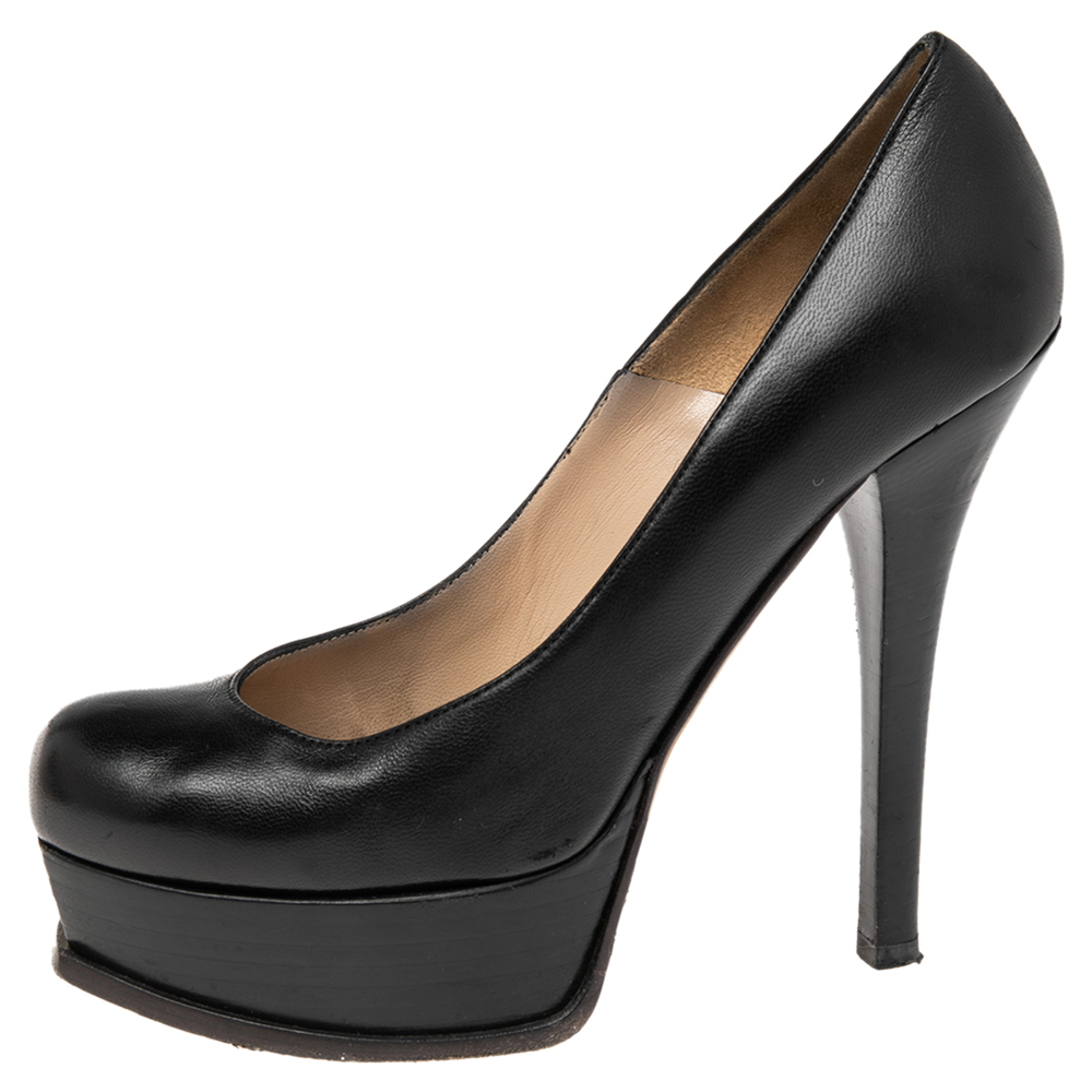 

Fendi Black Leather Fendista Pumps Size