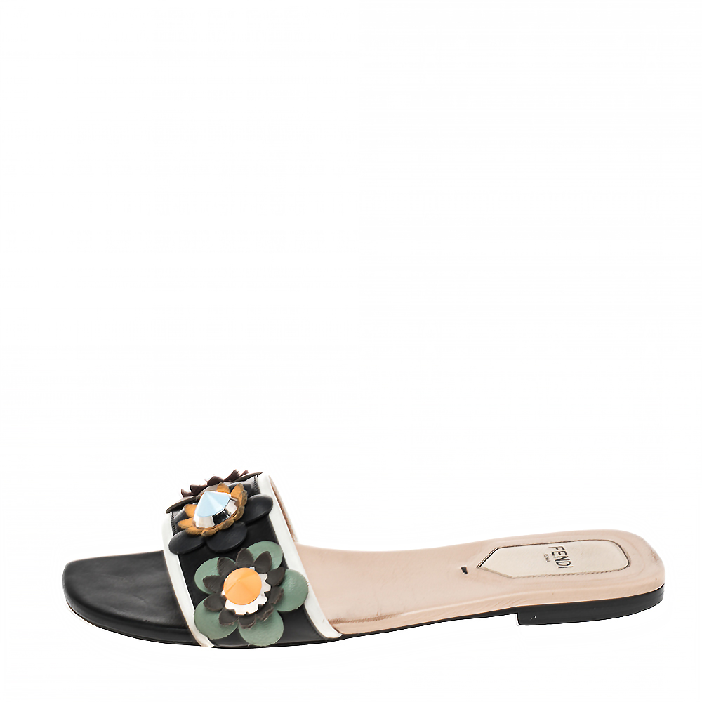 

Fendi Black Leather Embellished Flat Sandals Size