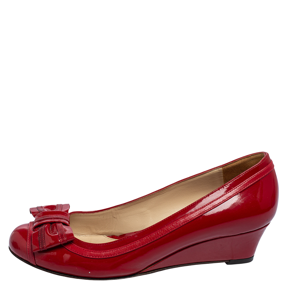 

Fendi Red Patent Leather Bow Detail Wedge Pumps Size