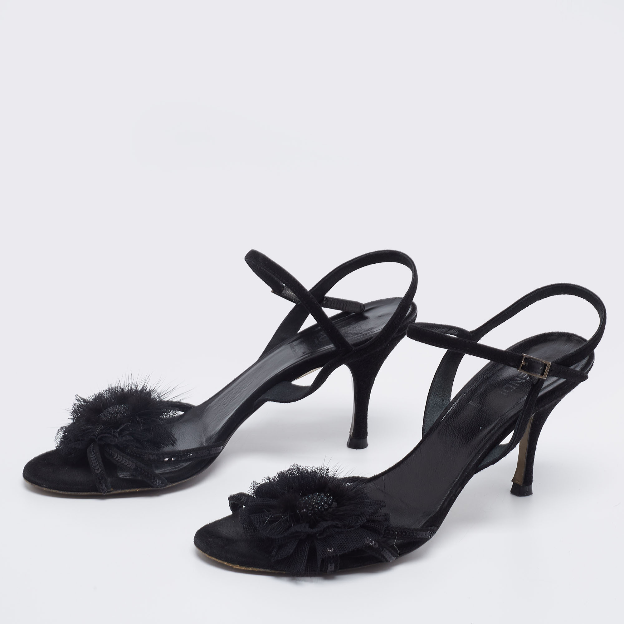

Fendi Black Sequin Embellished Suede Flower Applique Ankle-Strap Sandals Size