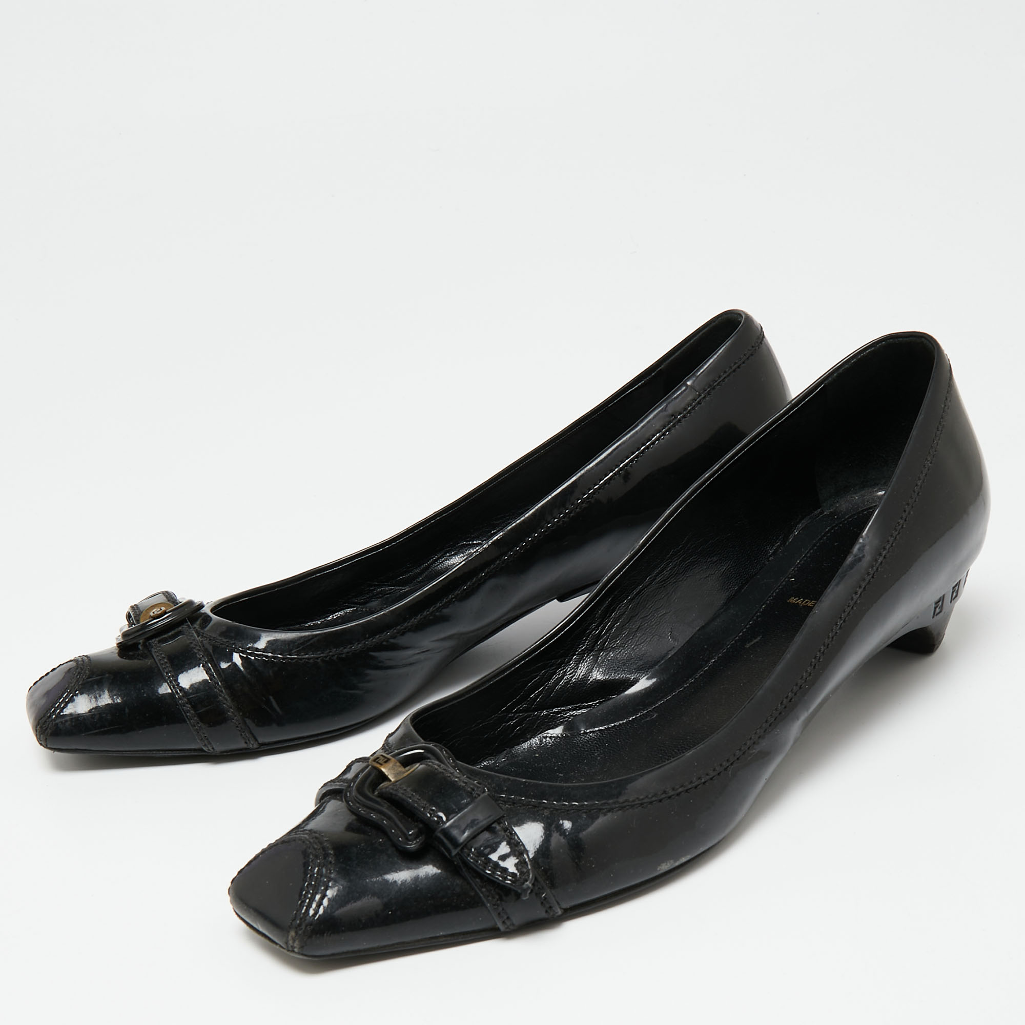

Fendi Black Patent Leather Buckle Square Toe Pumps Size