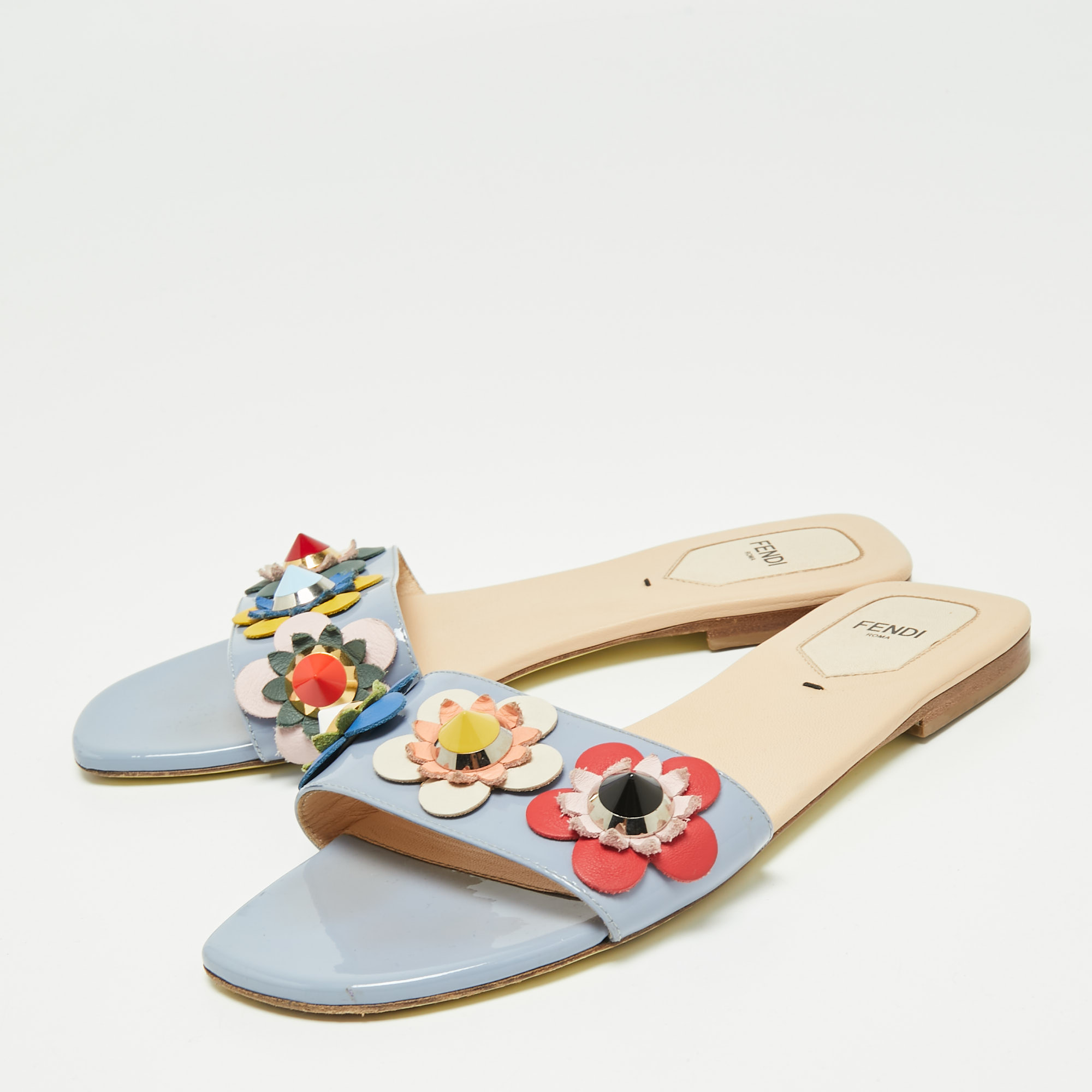 

Fendi Blue Patent Leather Flowerland Flat Slide Sandals Size