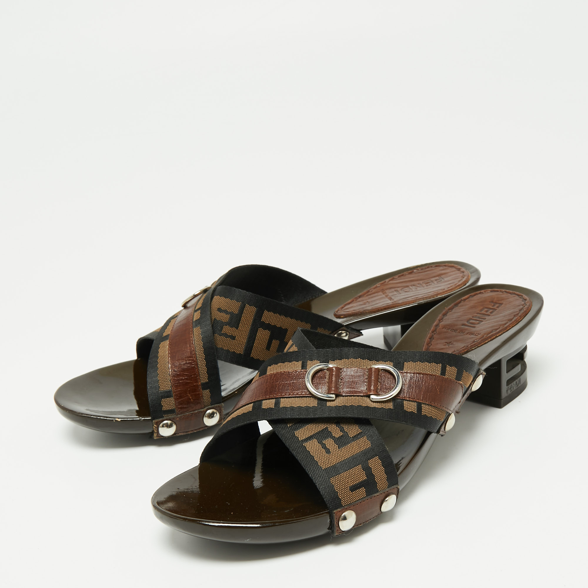 

Fendi Brown FF Zucca Fabric And Leather Wooden Criss Cross Slide Sandals Size