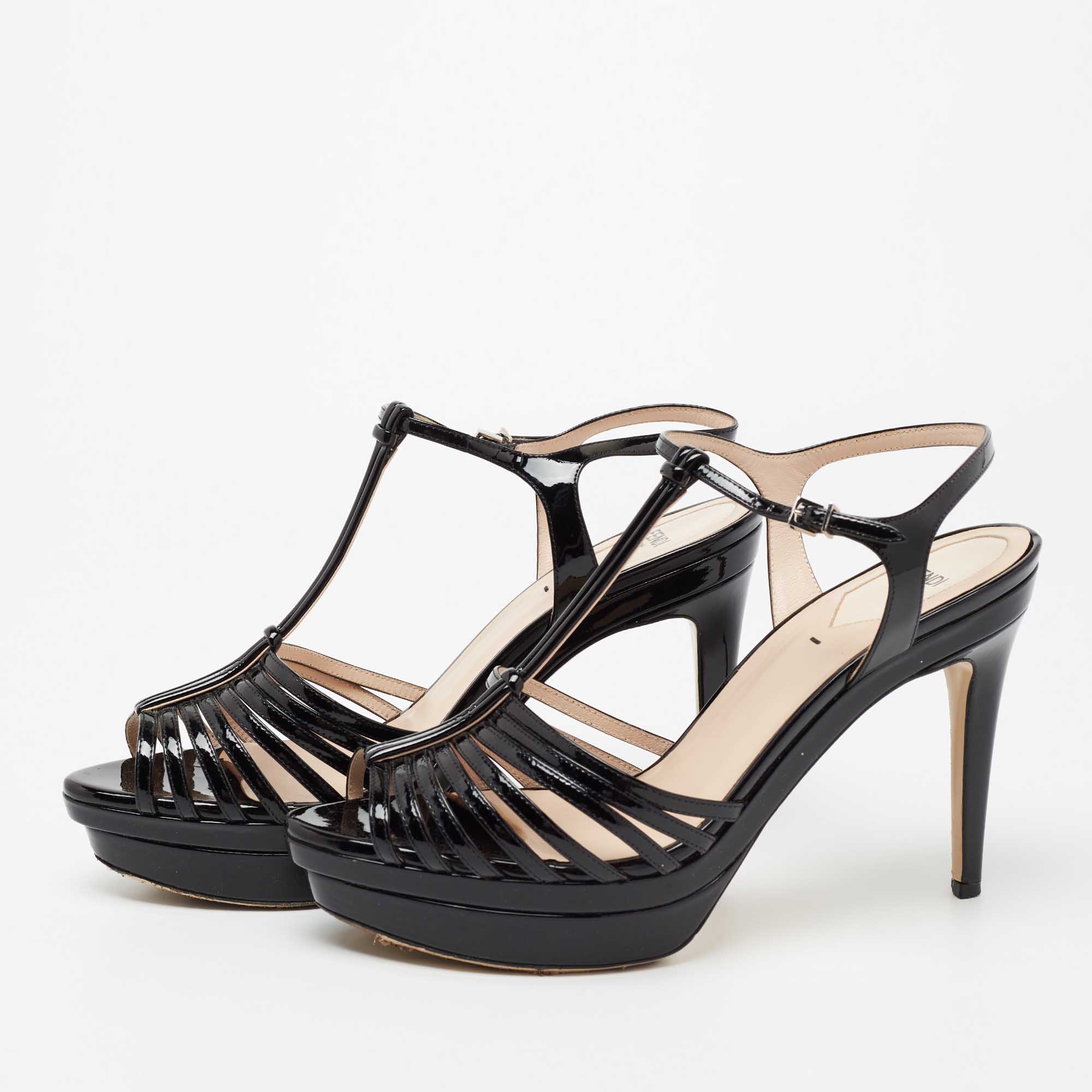 

Fendi Black Patent Leather Strappy Platform Ankle Strap Sandals Size