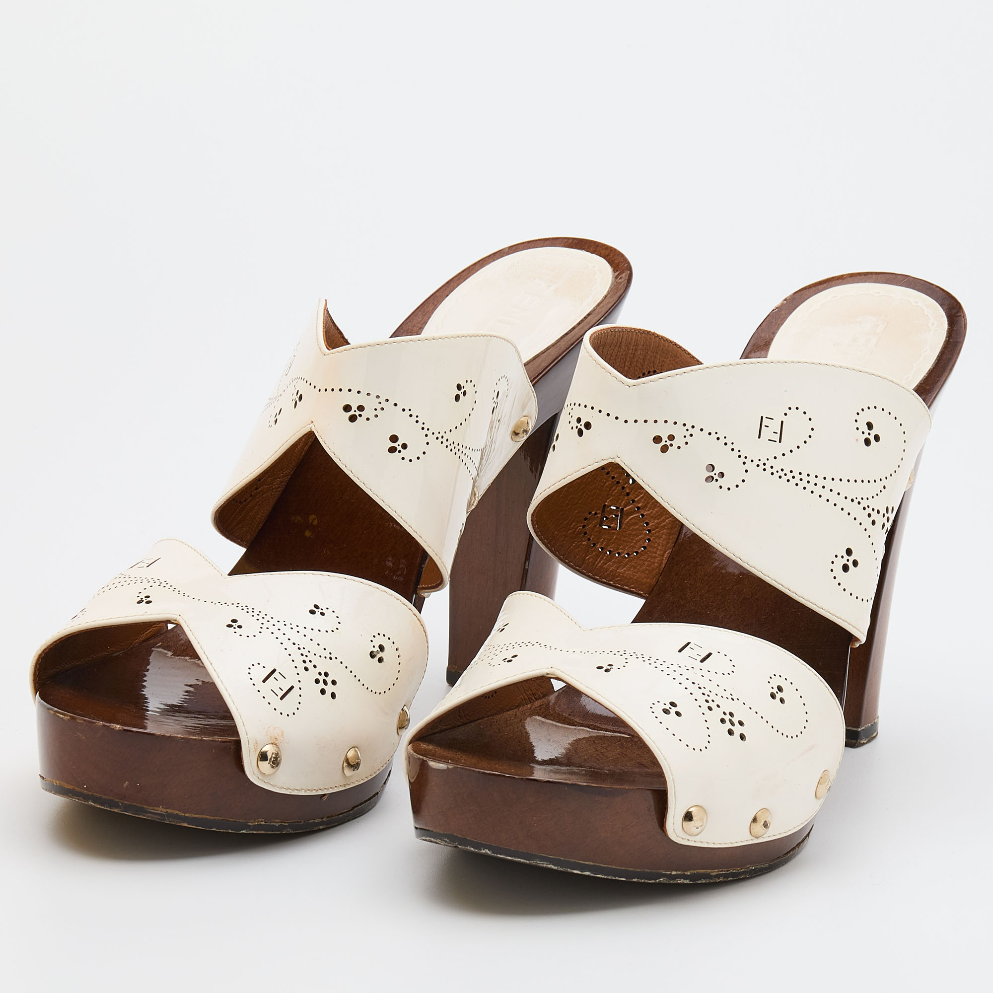 

Fendi White Patent Leather Laser Cut-Out Platform Open Toe Sandals Size