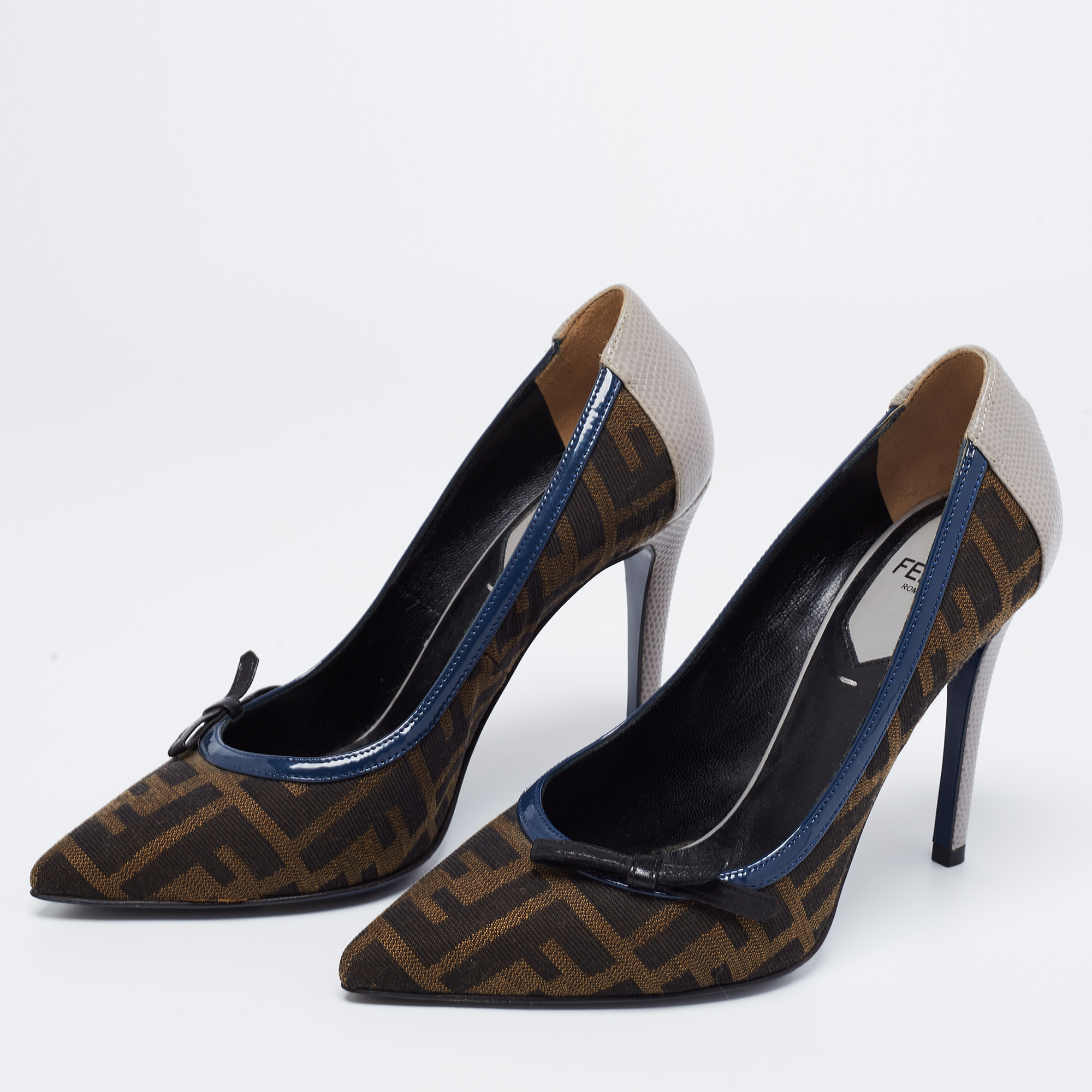 

Fendi Multicolor Zucca Canvas and Iguana Leather Pointed Toe Pumps Size