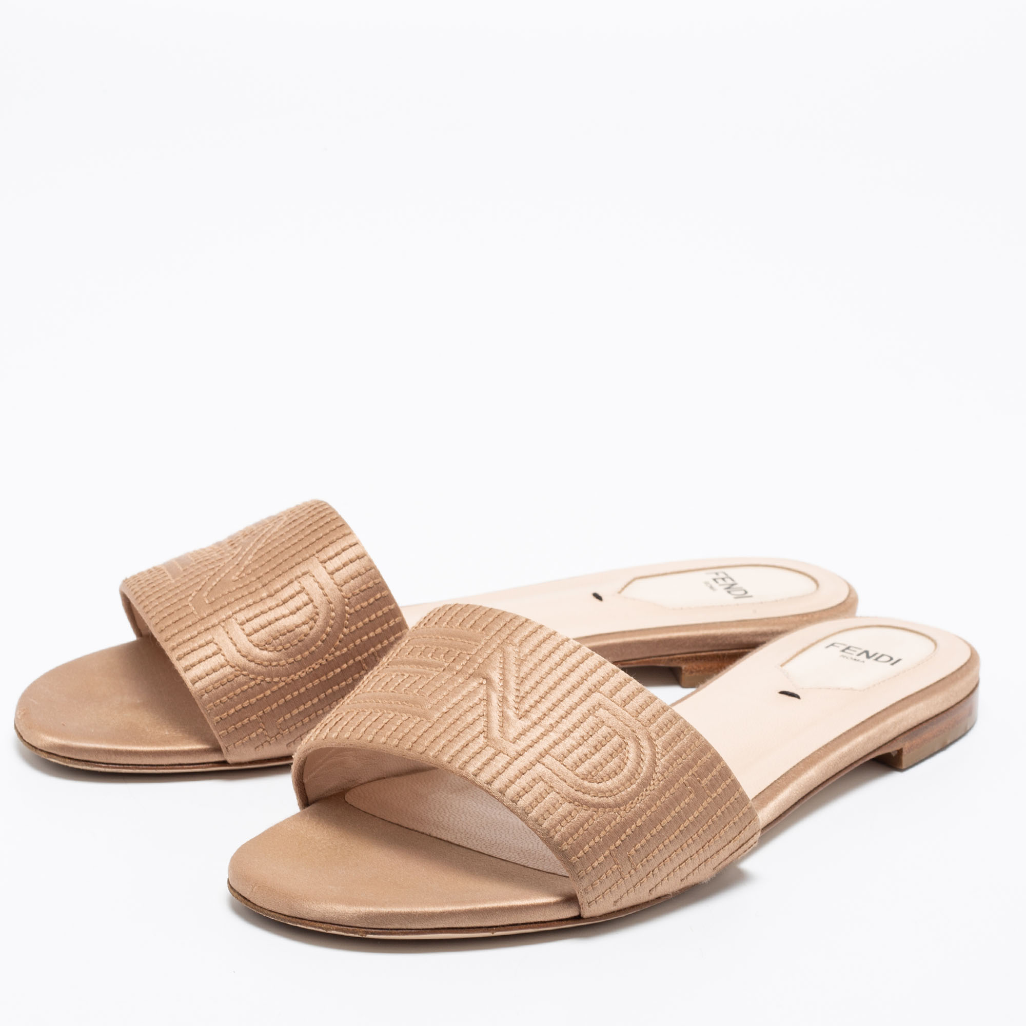 

Fendi Beige Satin Logo Embroidered Flat Slides Size