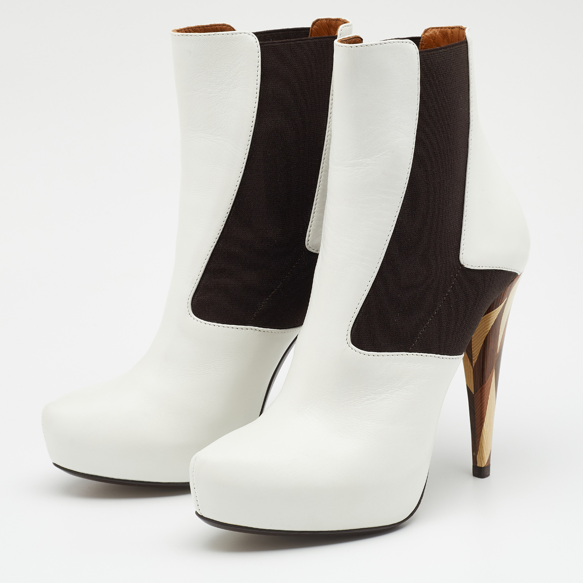

Fendi White/Brown Leather And Stretch Fabric Platform Ankle Boots Size