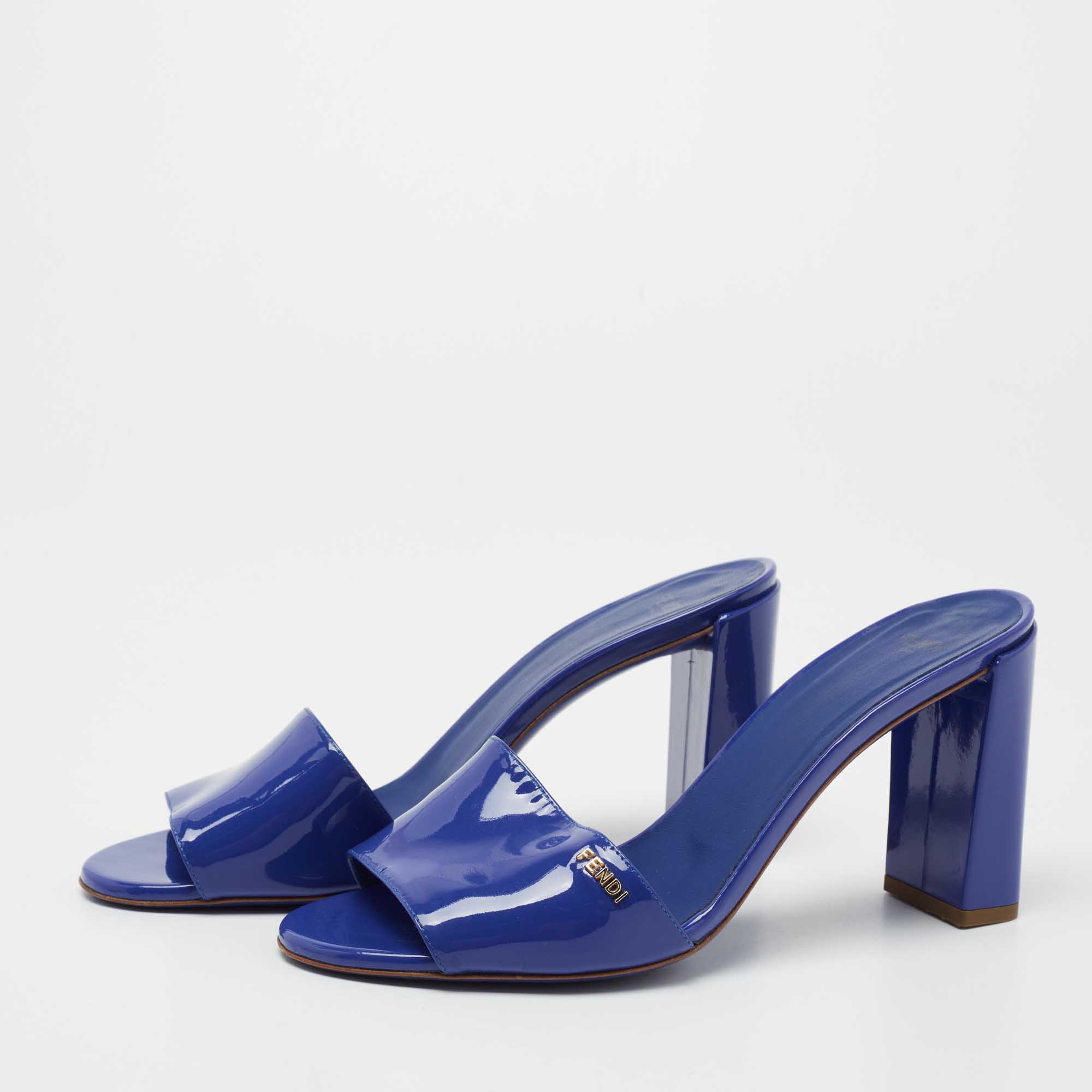 

Fendi Blue Patent Leather Block Heel Slides Size