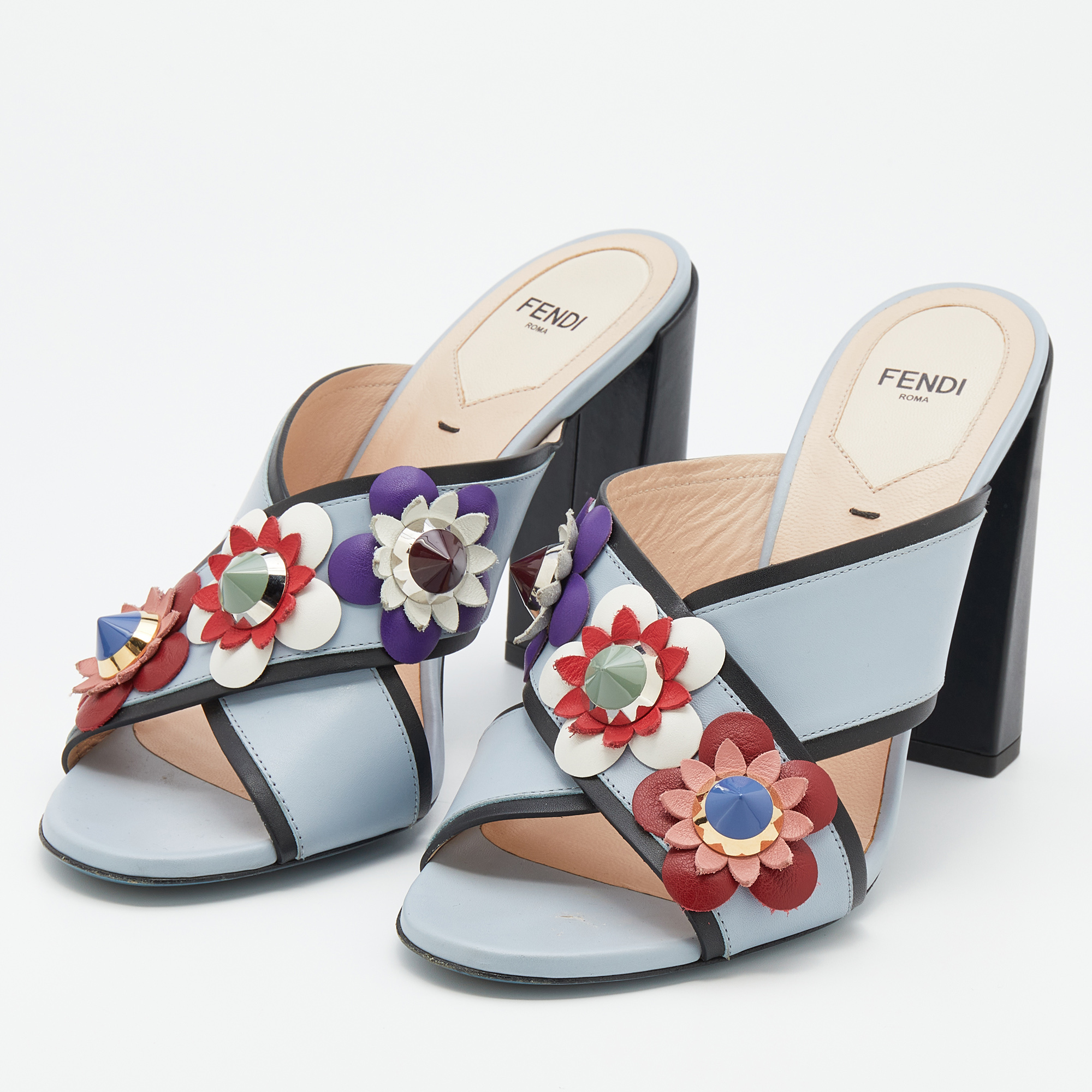 

Fendi Light Blue/Black Leather Flowerland Slide Sandals Size