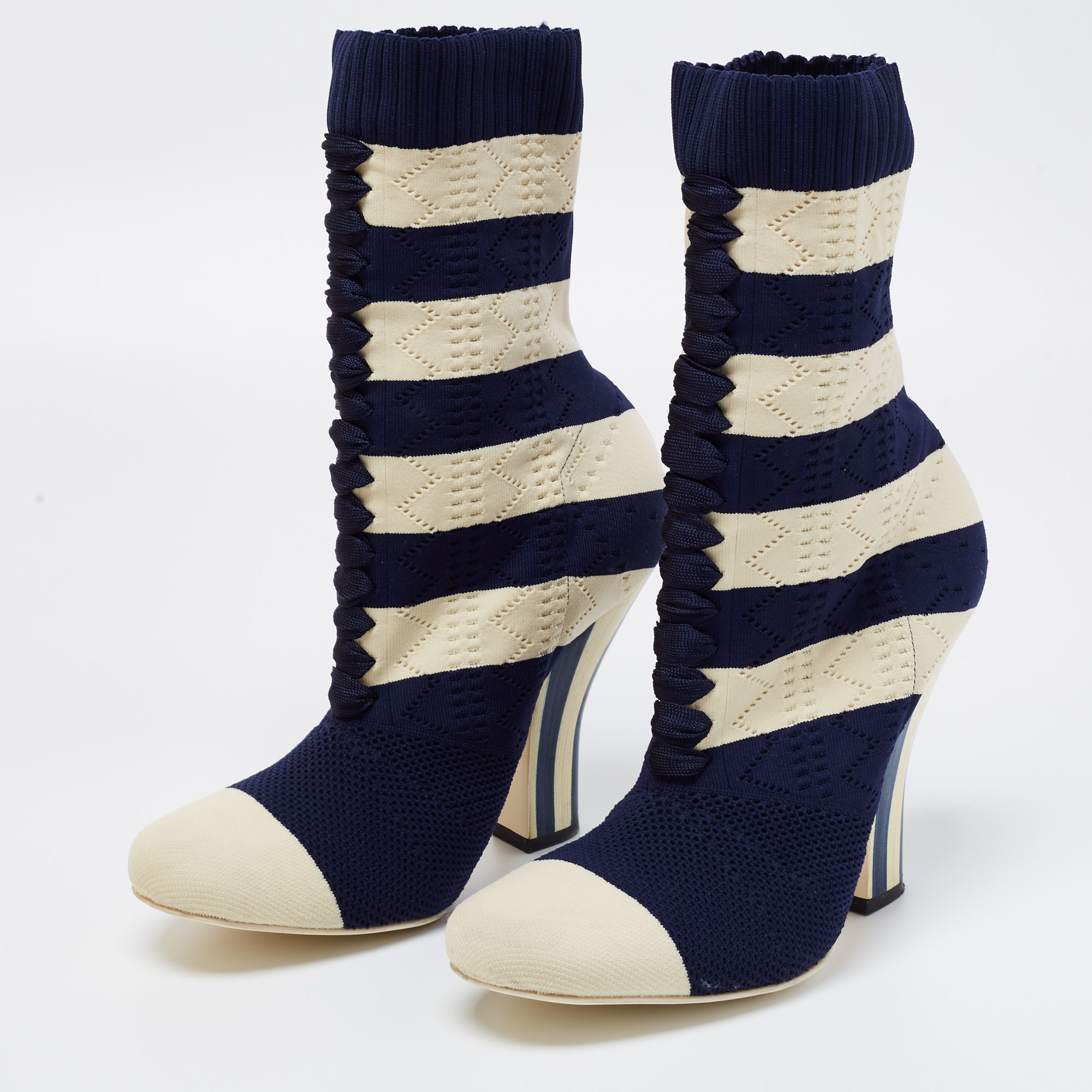 

Fendi Navy Blue/Cream Striped Knit Fabric Boots Size