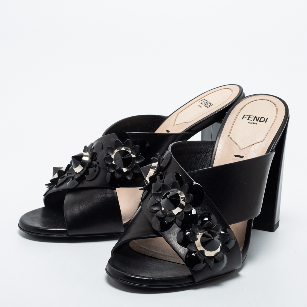 

Fendi Black Leather Flowerland Slide Sandals Size