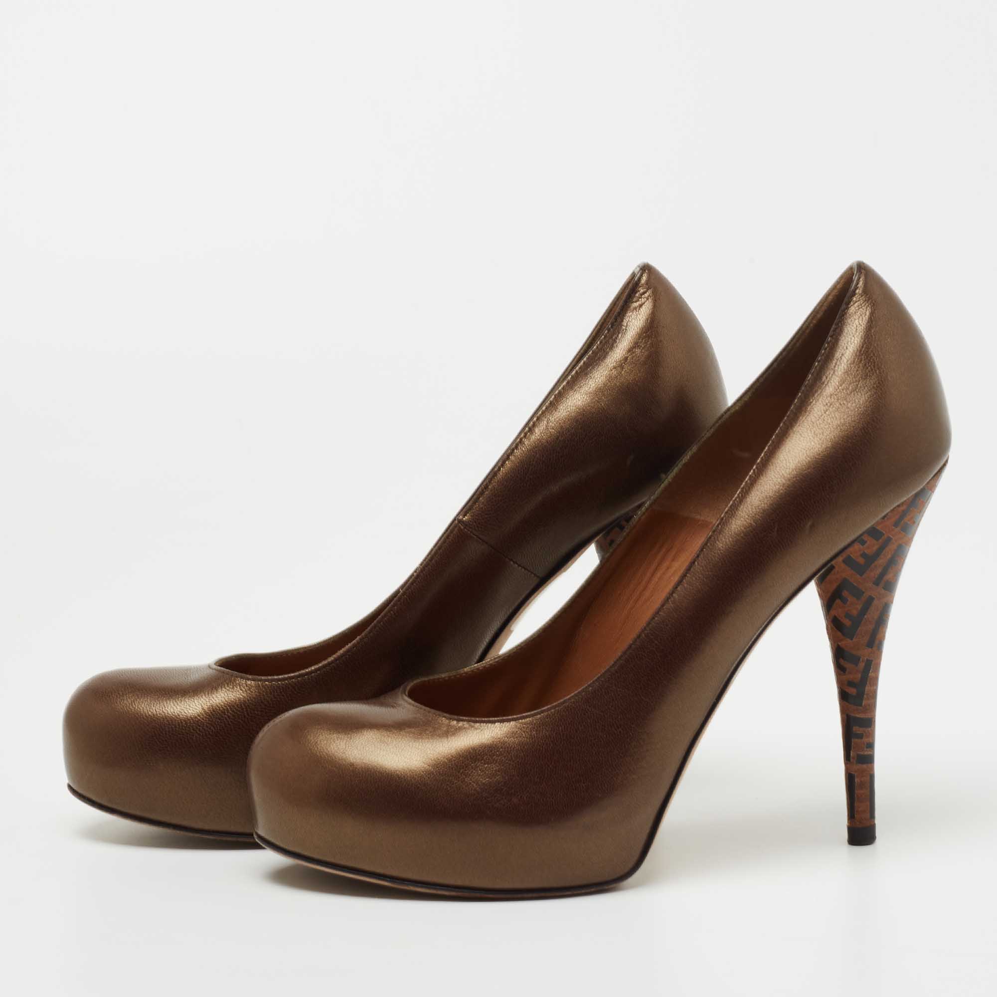 

Fendi Metallic Brown Leather Platform FF Pumps Size