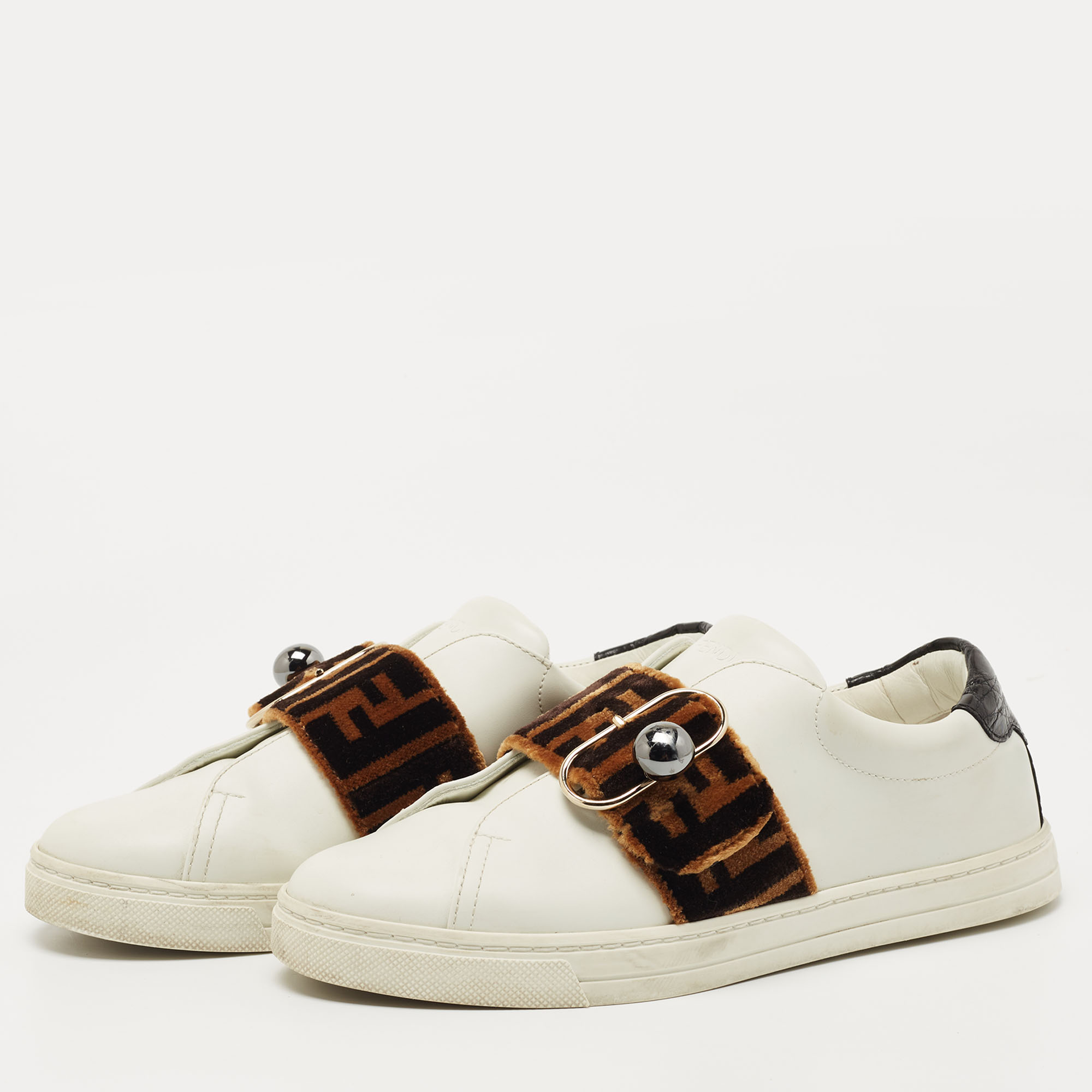 

Fendi White Leather and Crocodile Logo Strap Buckle Low Top Sneakers Size