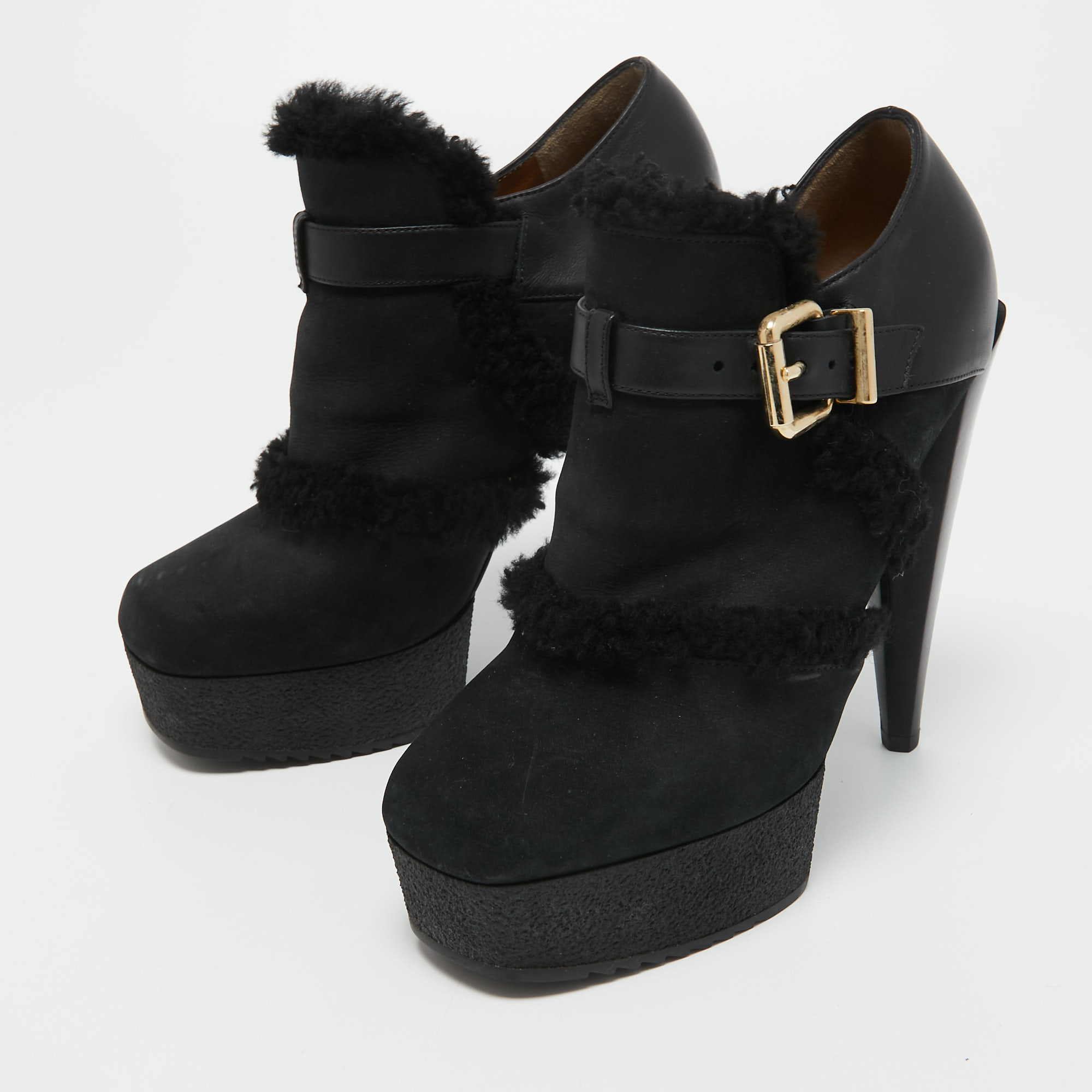 

Fendi Black Nubuck and Leather Platform Booties Size