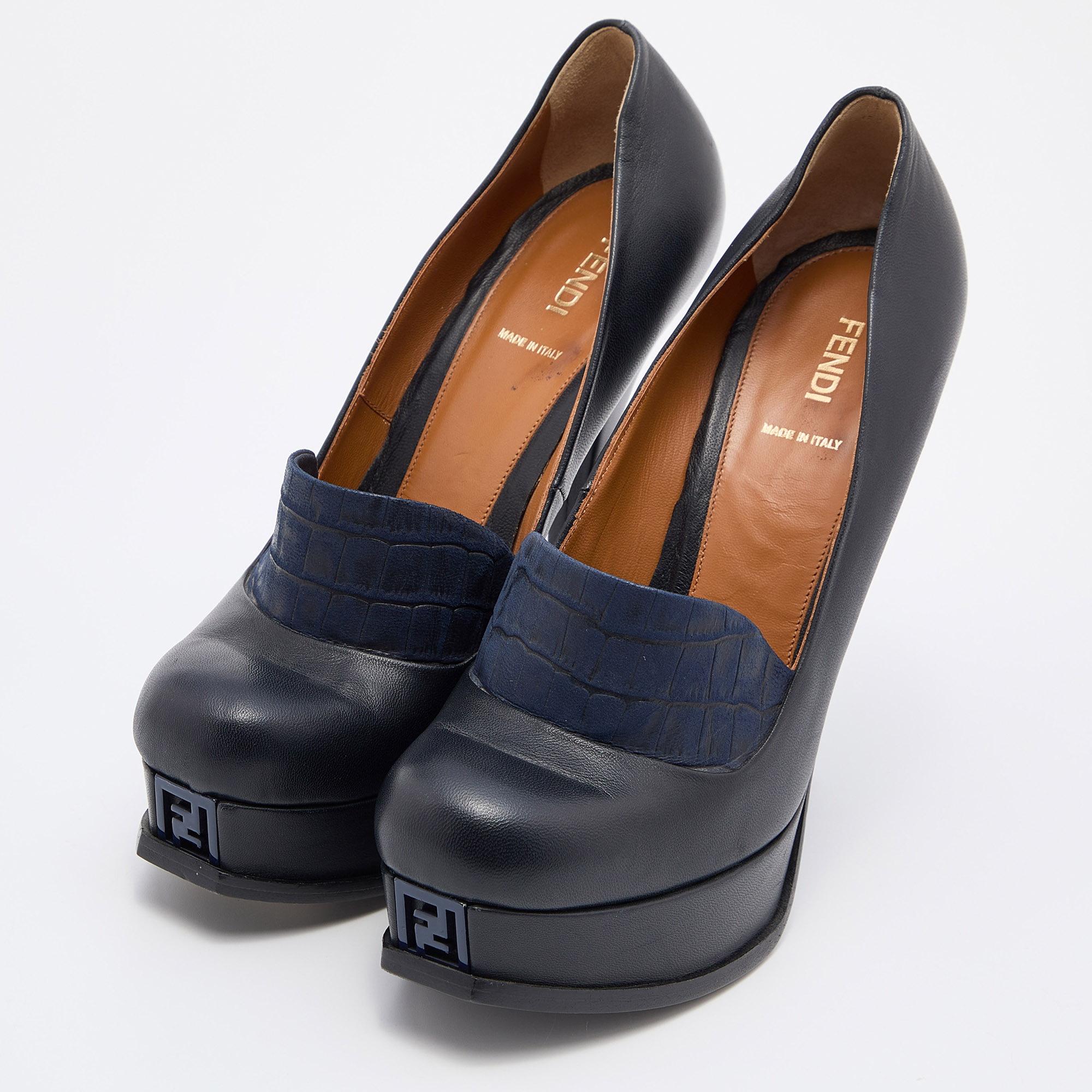 

Fendi Navy Blue Leather and Croc Embossed Leather Logo Loafer Platform Pumps Size