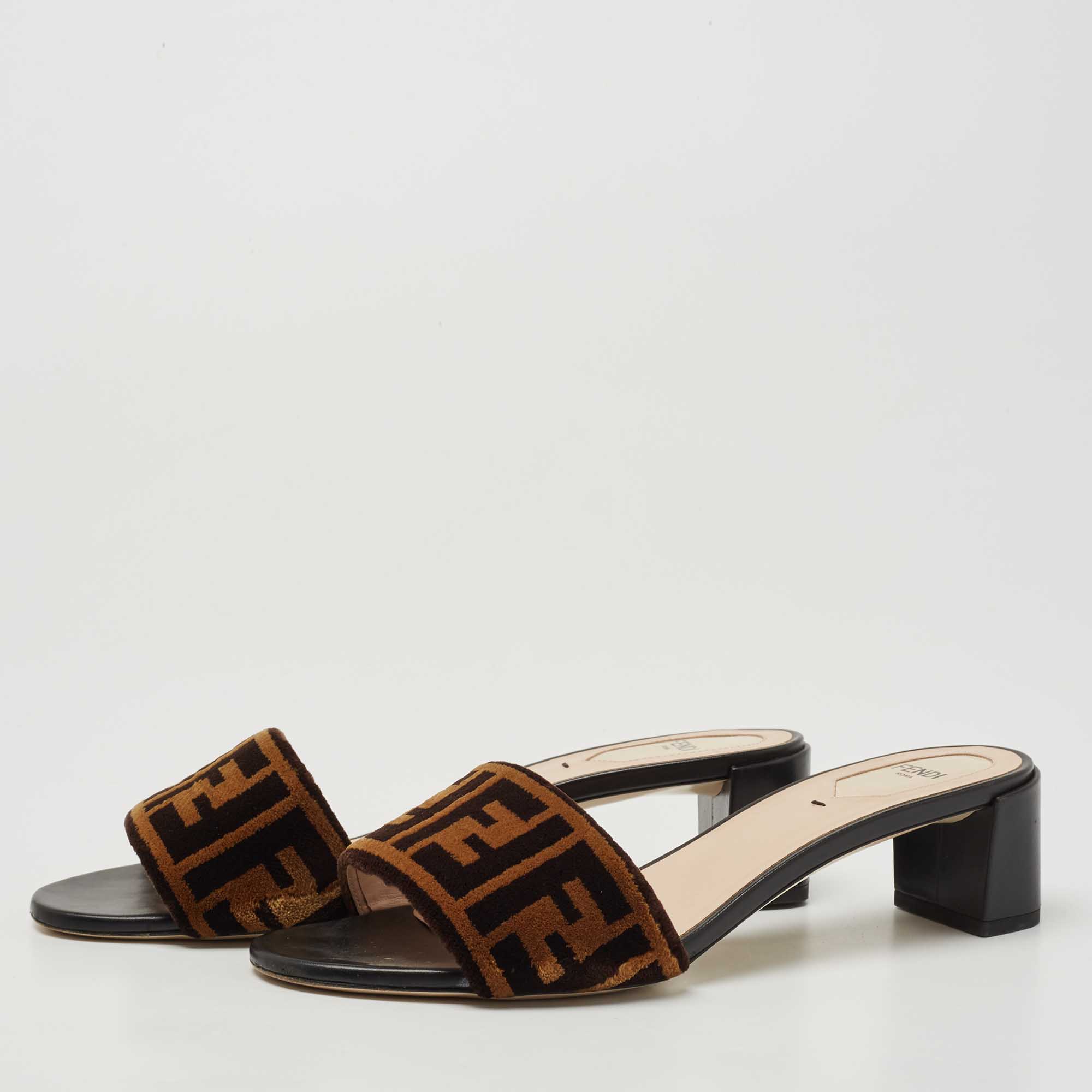 

Fendi Brown Velvet FF Logo Slide Sandals Size