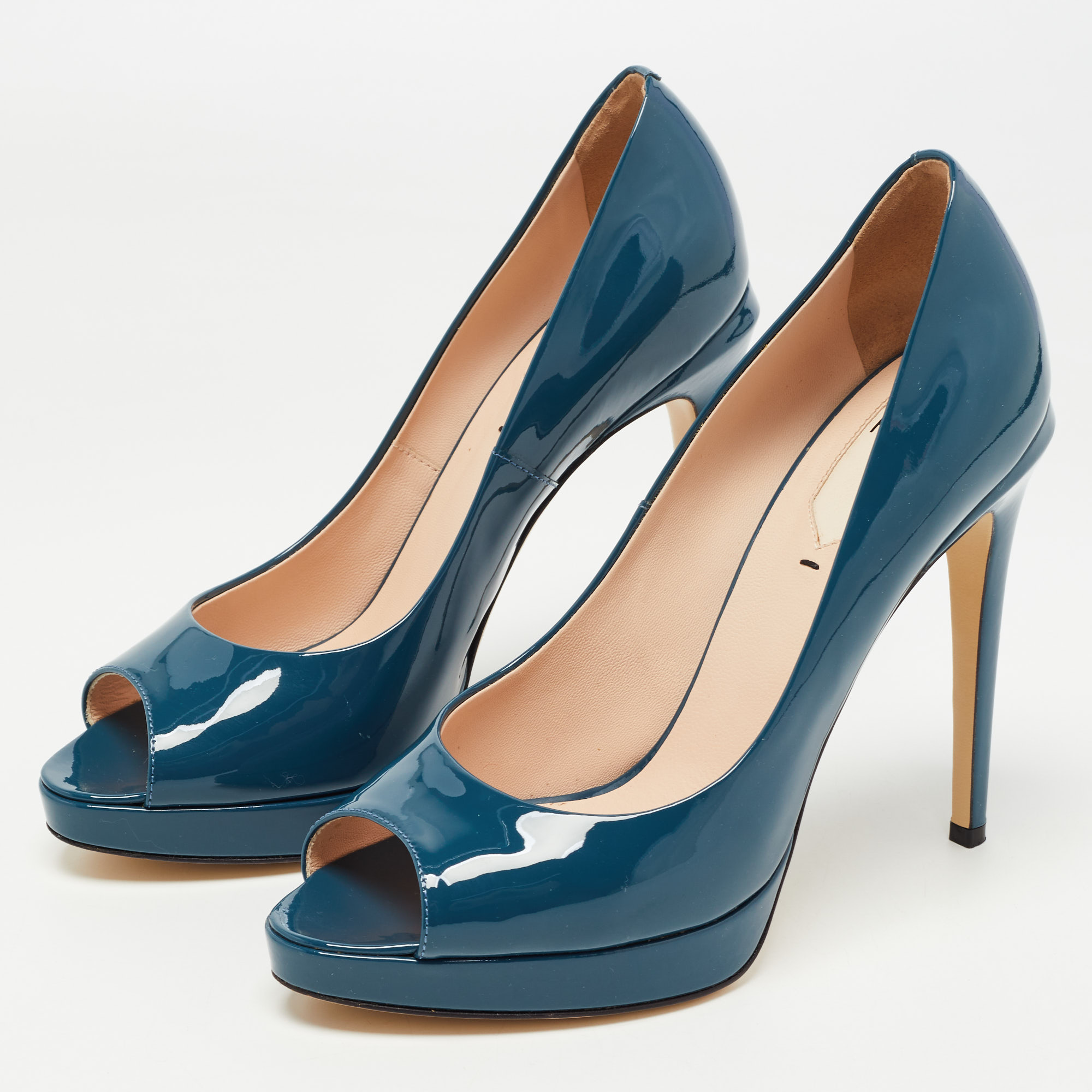 

Fendi Blue Patent Leather Fendista Platform Peep Toe Pumps Size