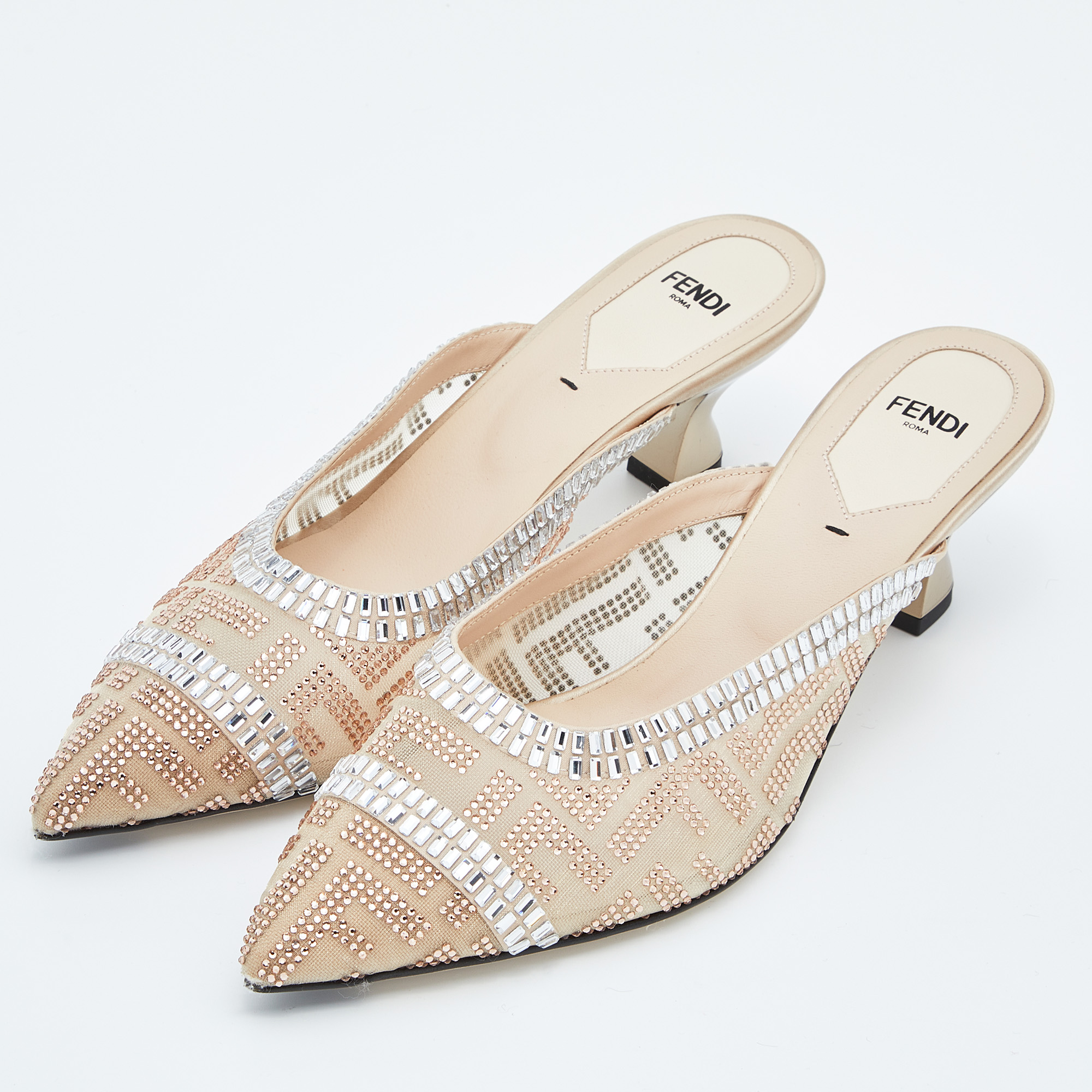 

Fendi Pink Mesh Crystal Embellished Colibrì Pointed Toe Mules Size, Beige