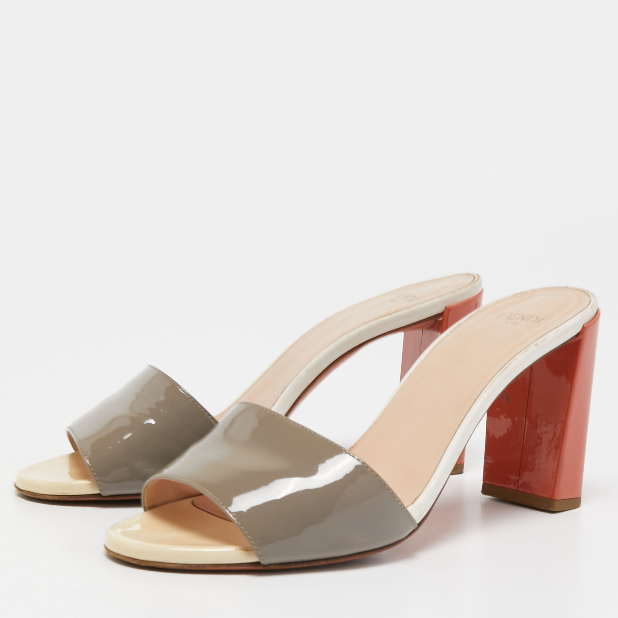 

Fendi Tri Color Patent Leather Slide Sandals Size, Multicolor