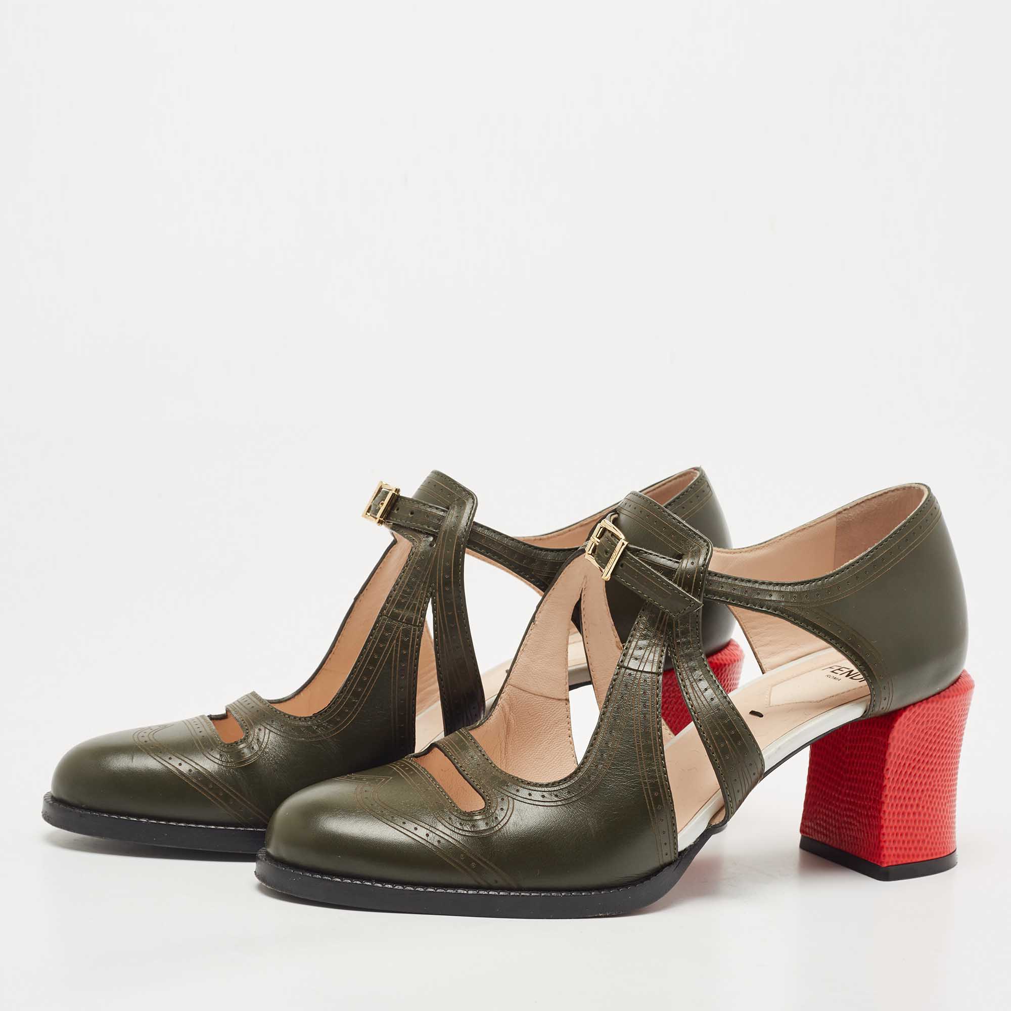 

Fendi Army Green Leather Chameleon Pumps Size